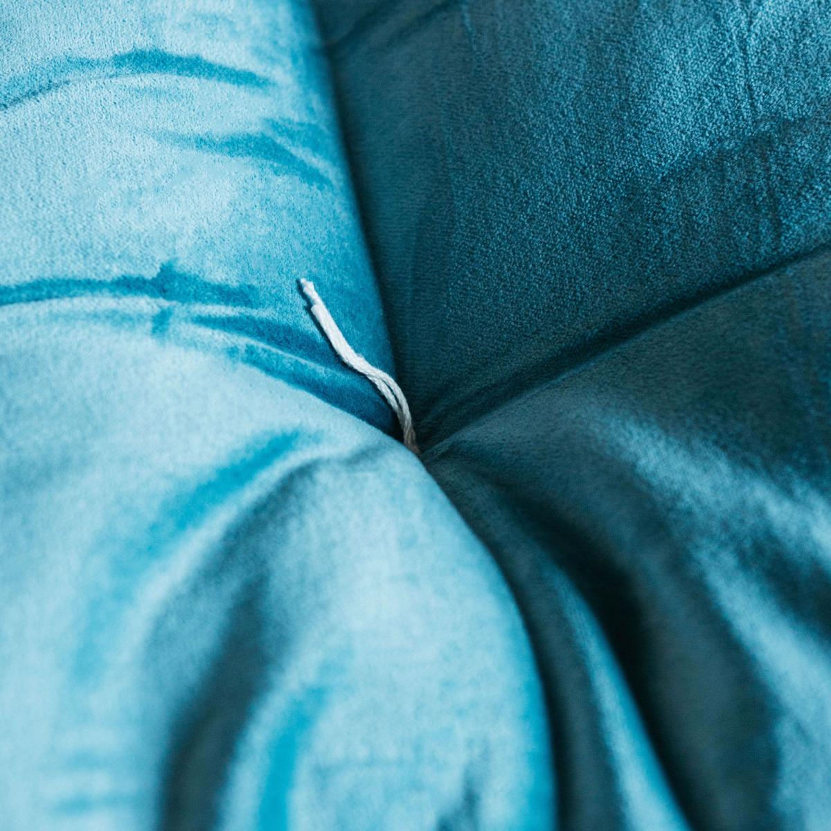Smoke Blue Velvet Bed Roll – image 12
