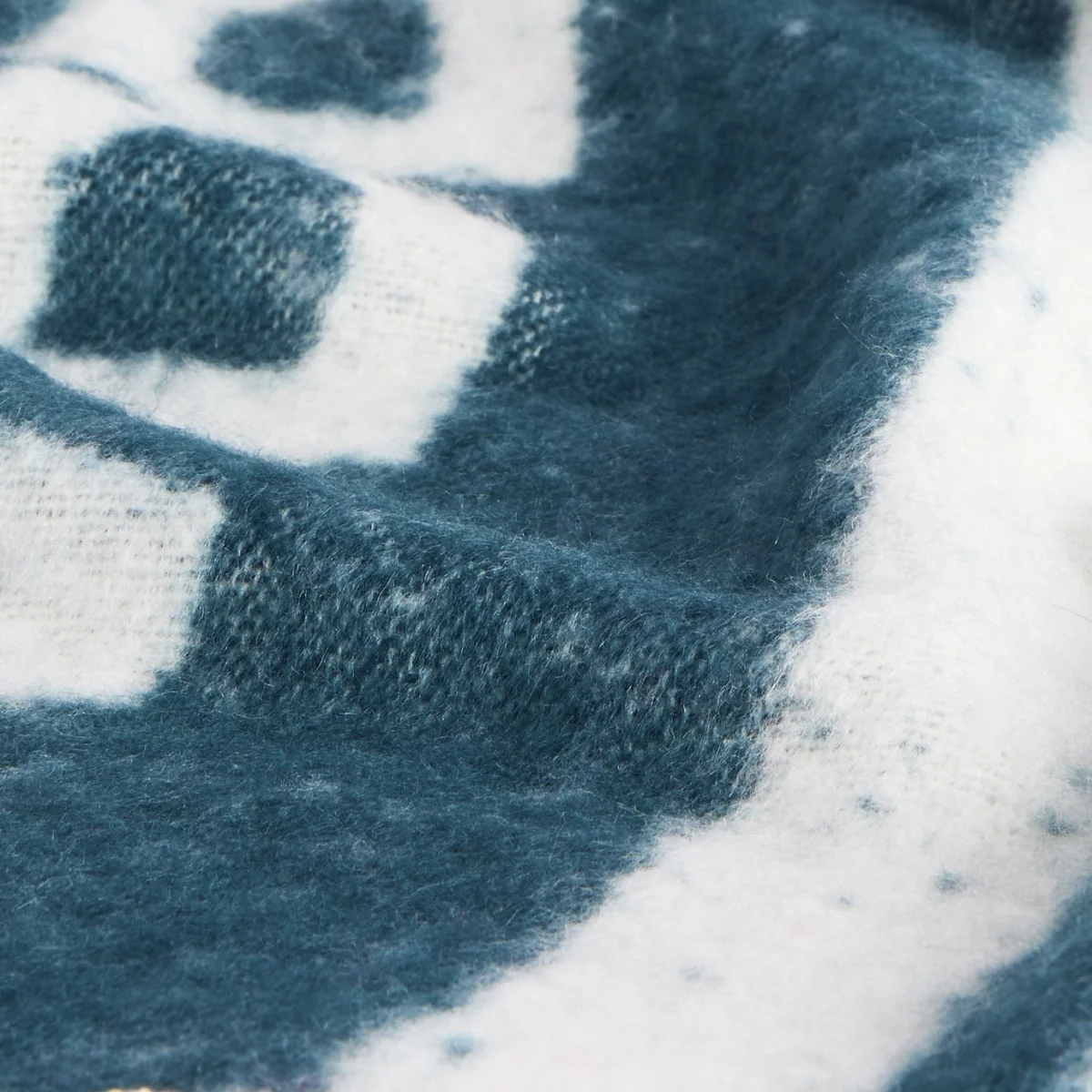 Habitat Mohair Apres Throw - Blue - 150x125cm – image 5