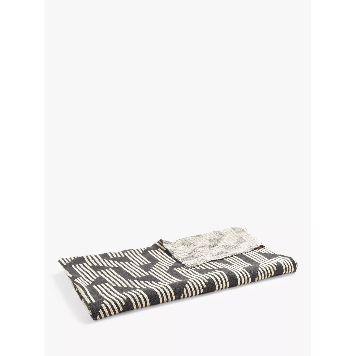 John Lewis Chain Geo Knitted Throw, Graphite – image 4