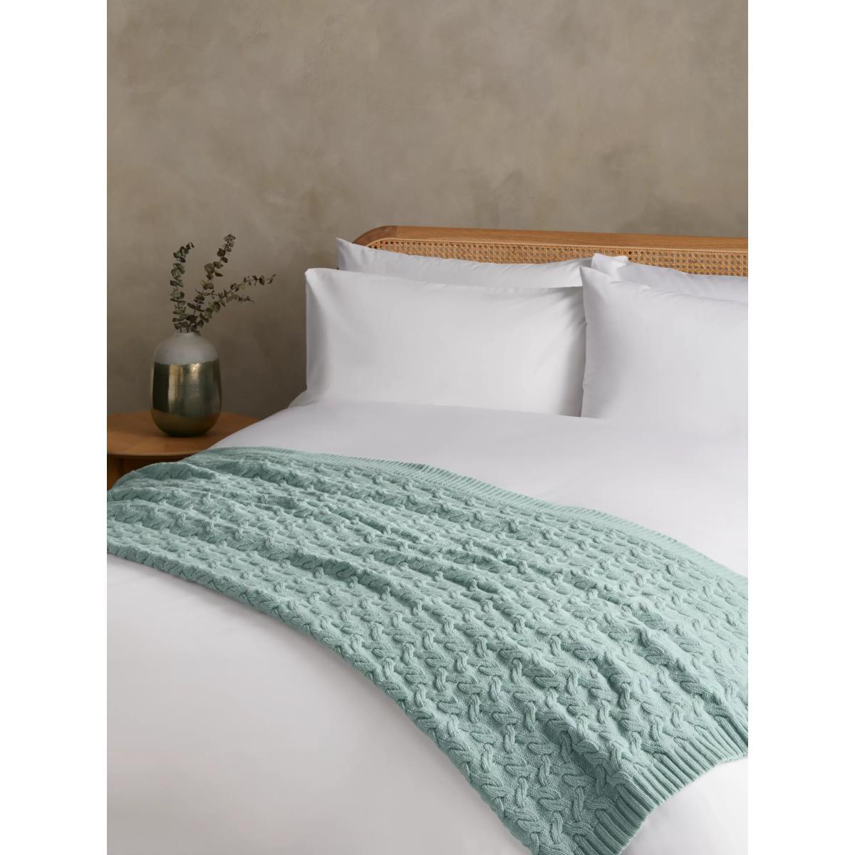 John Lewis & Partners Cable Knit Throw – image 4
