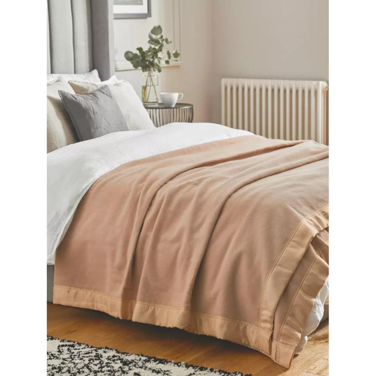 John Atkinson by Hainsworth Empress Merino Wool Blanket – image 3