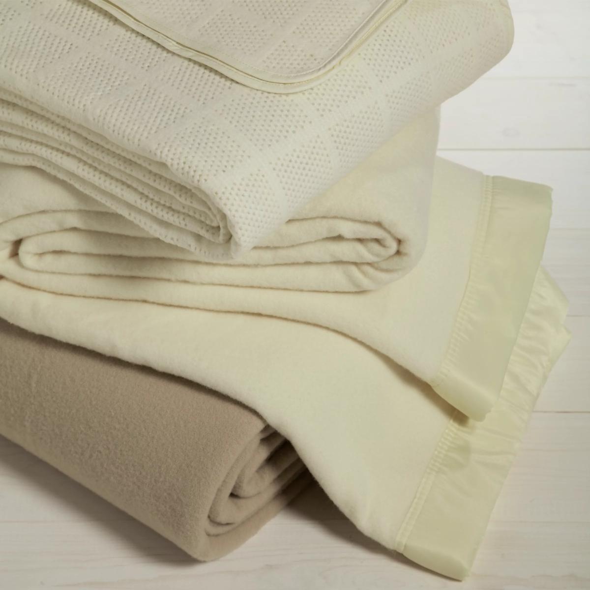 John Atkinson by Hainsworth Empress Merino Wool Blanket – image 4