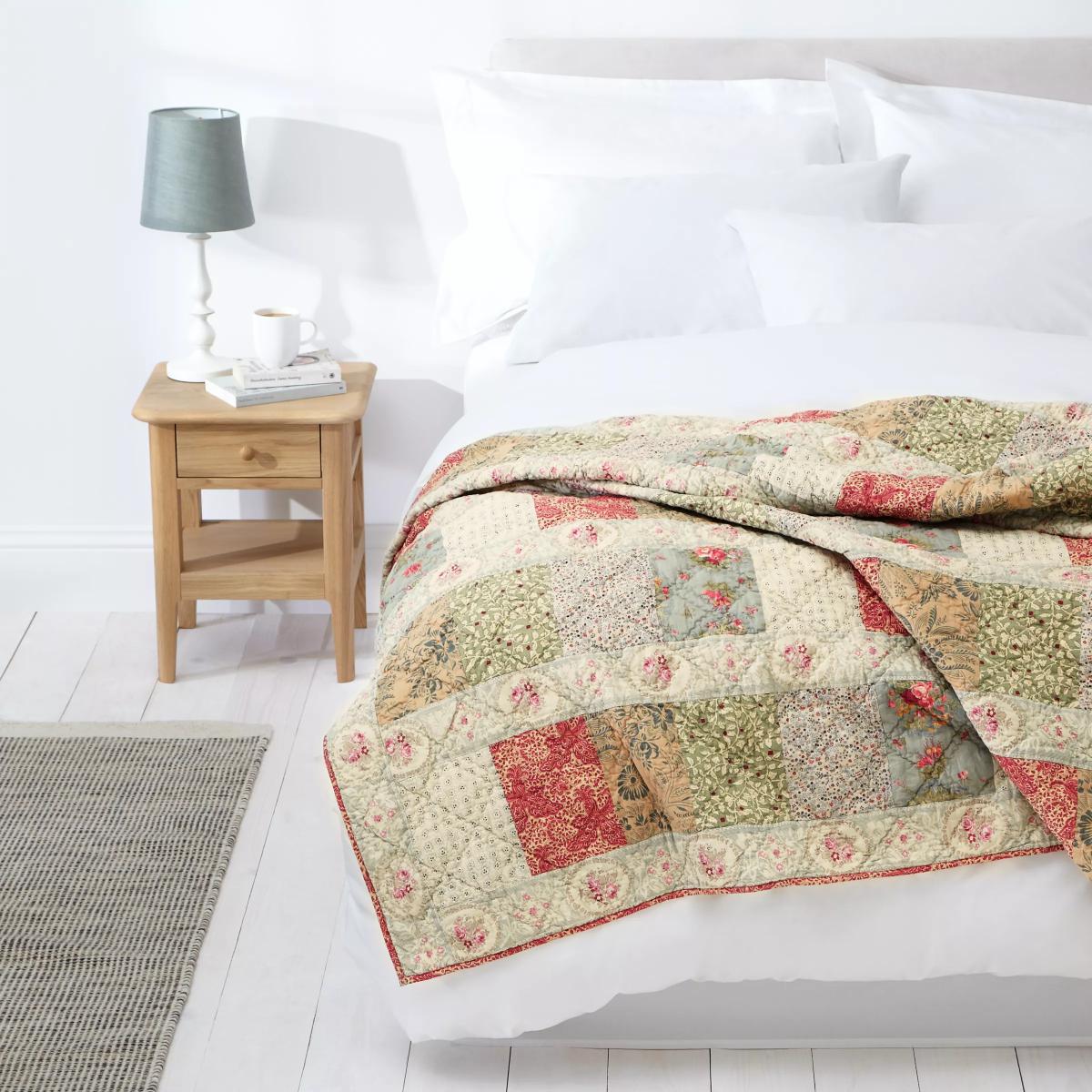 John Lewis & Partners Gracie Patchwork Bedspread – image 4