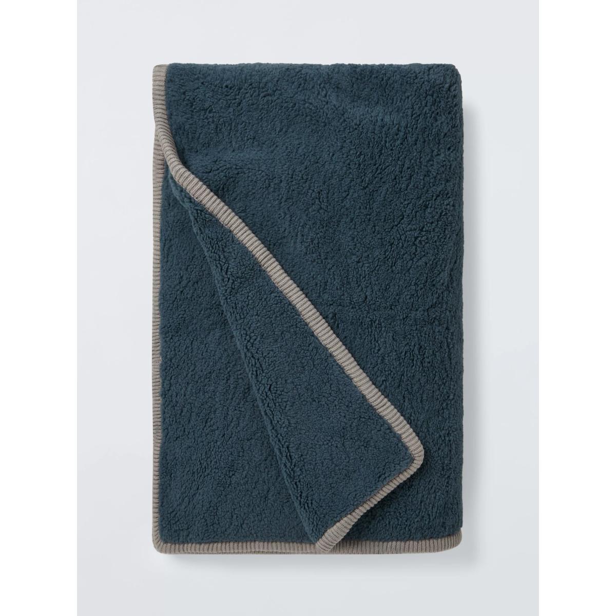 John Lewis Teddy Fleece Throw – image 2