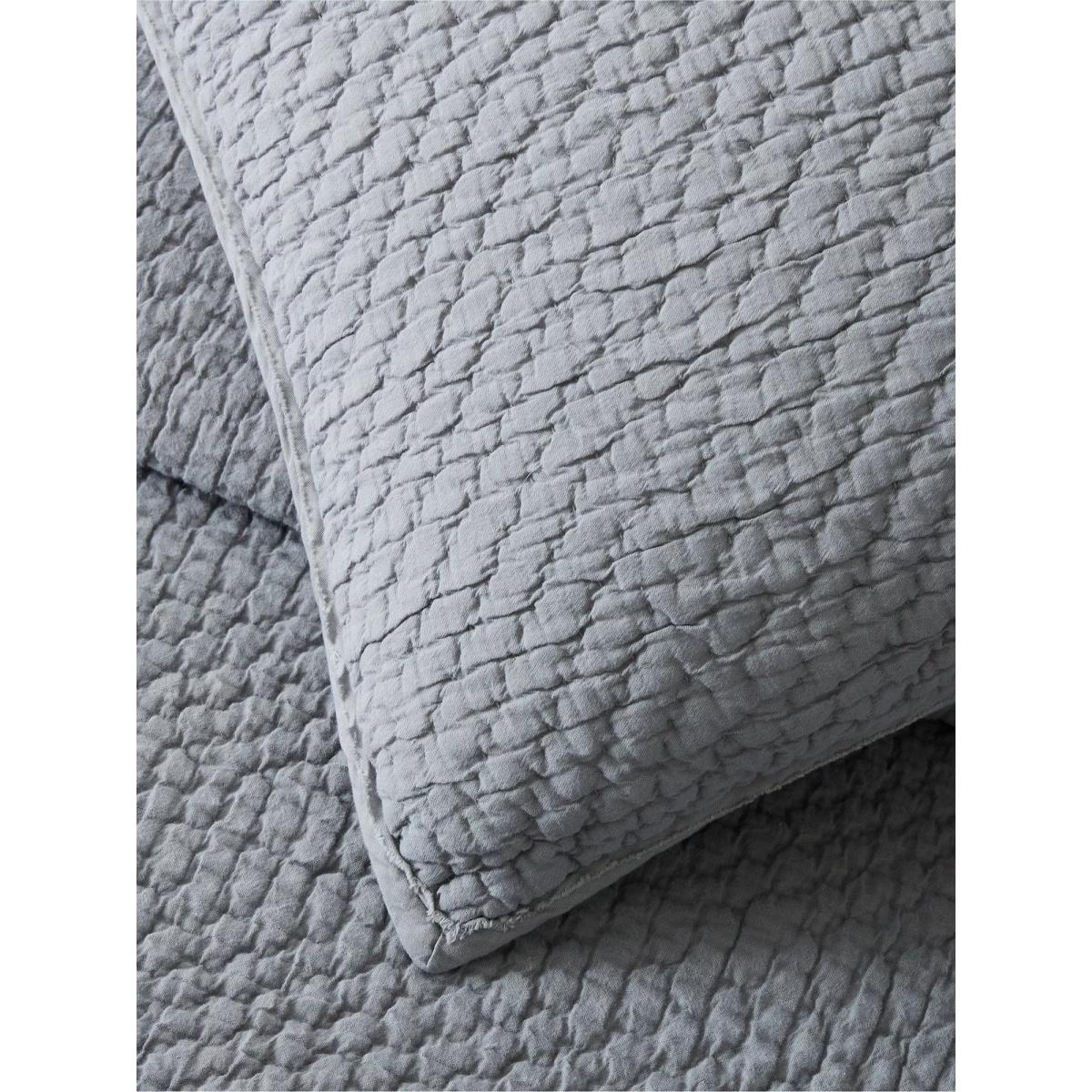west elm Reflections Cotton Matelasse Bedspread, Super King – image 4