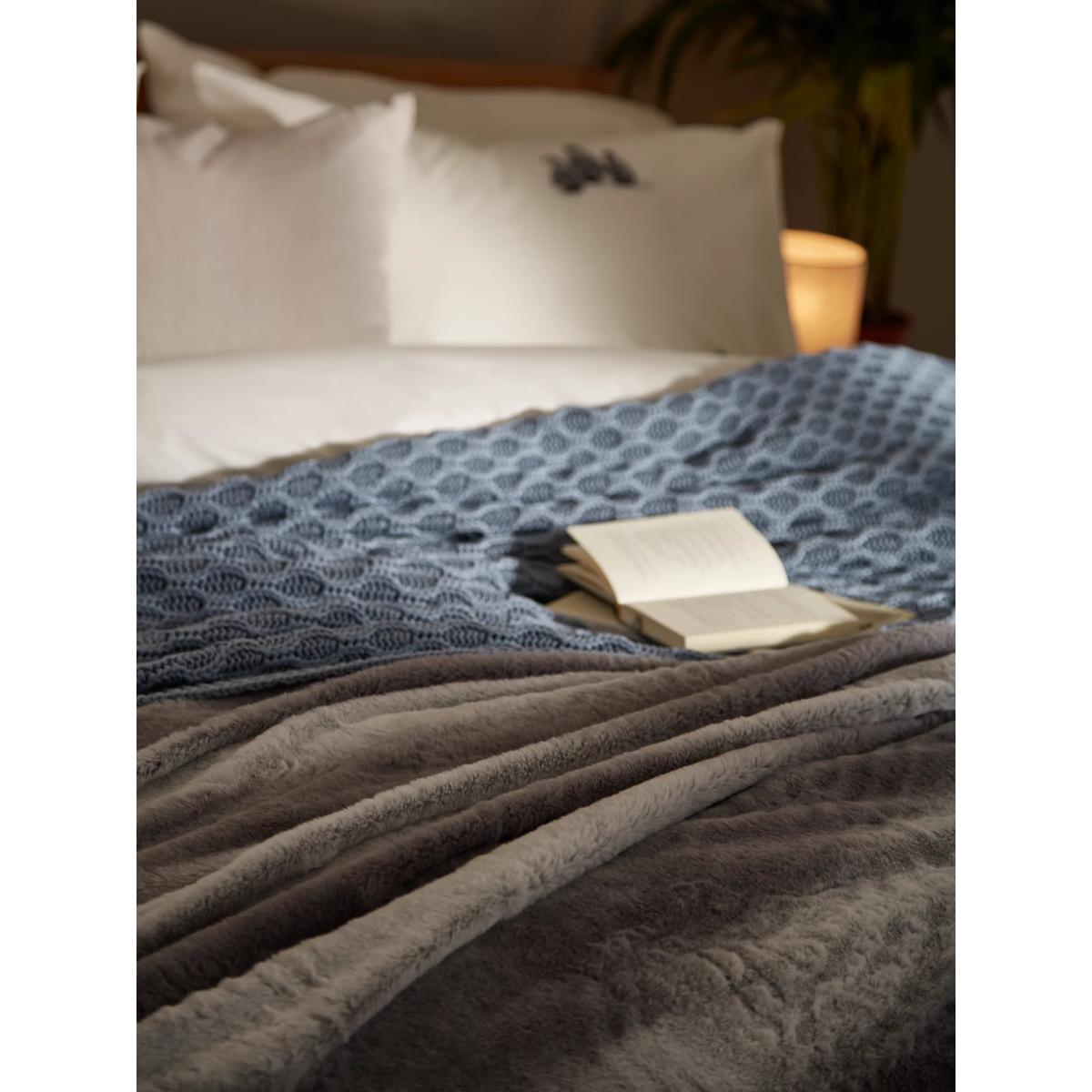 John Lewis & Partners Stripe Fleece Throw – image 3