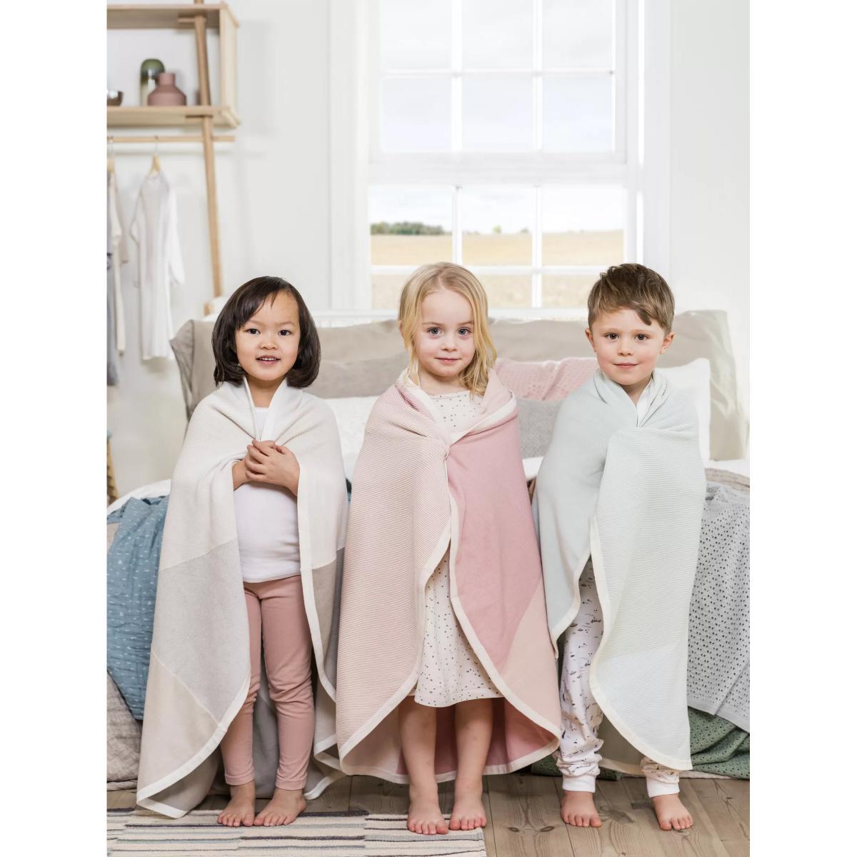 Stokke Circular Organic Cotton Knit Blanket, Beige – image 4