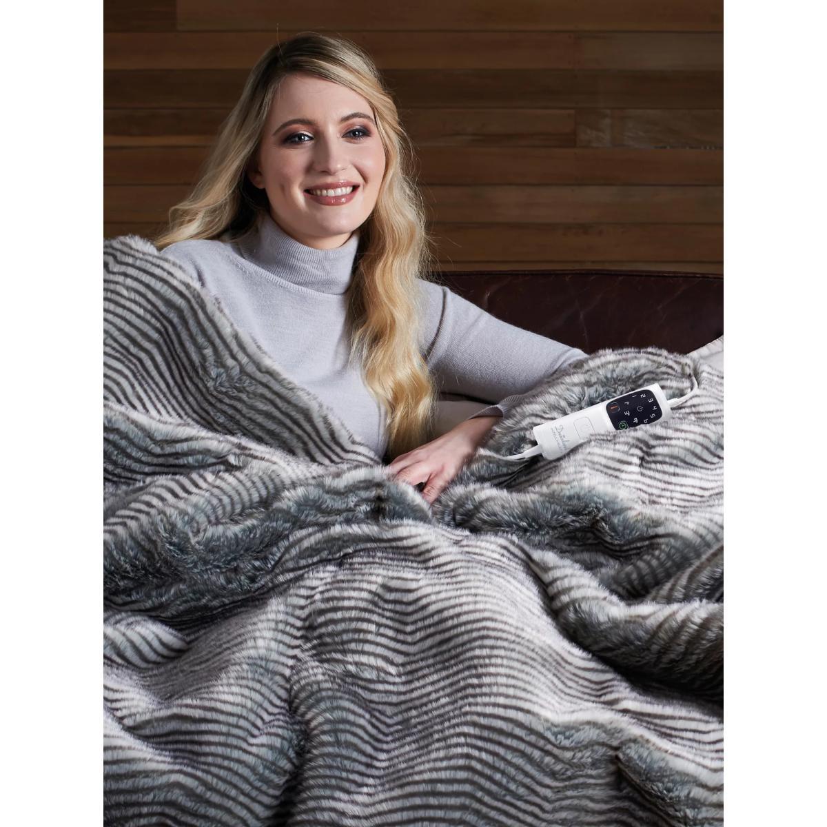 Dreamland Zebra Electric Throw – image 3