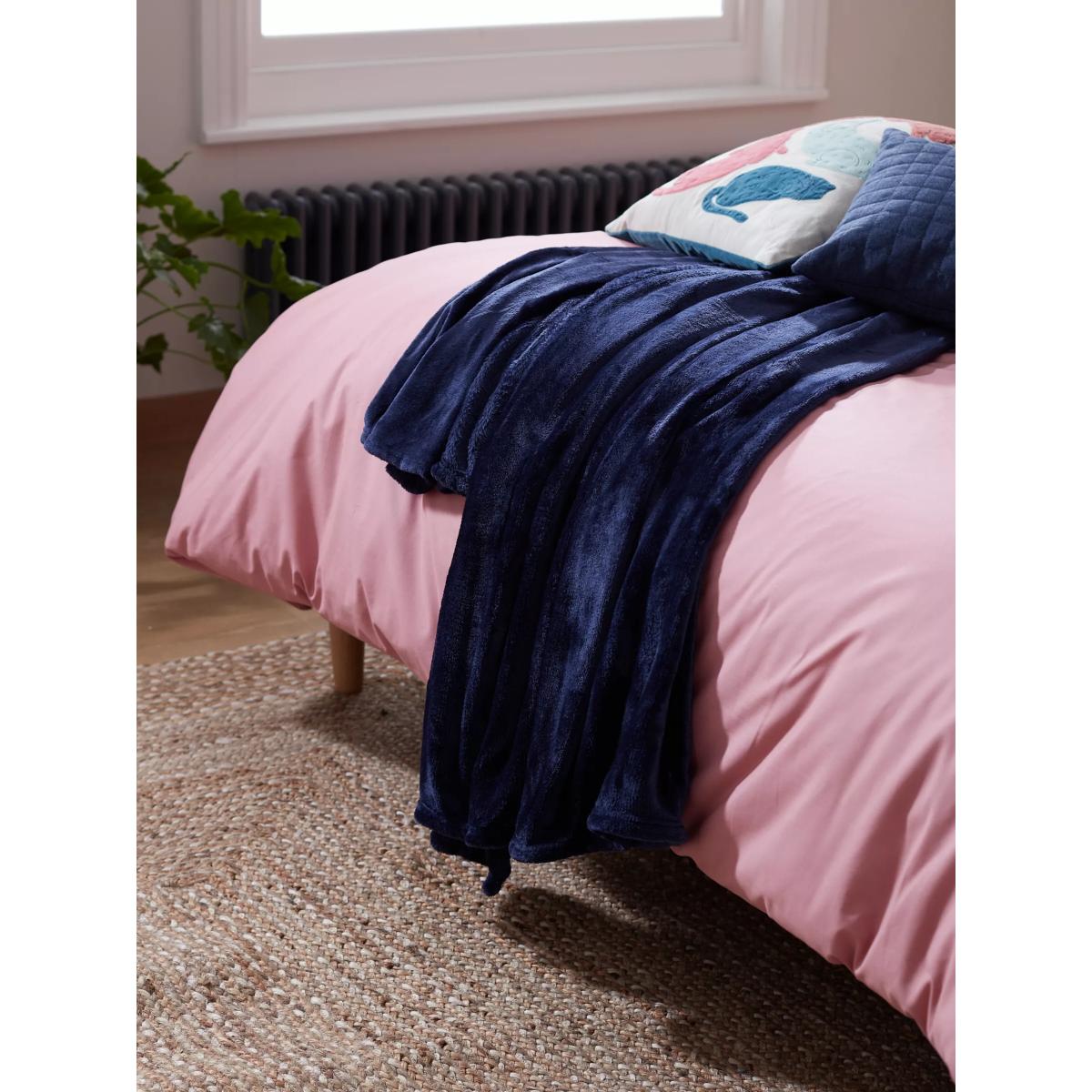 John Lewis ANYDAY Fleece Throw – image 2