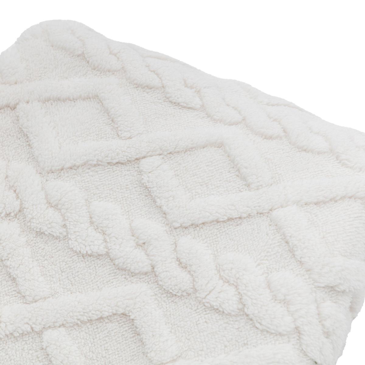 Textures Cable Knit - Cream – image 6