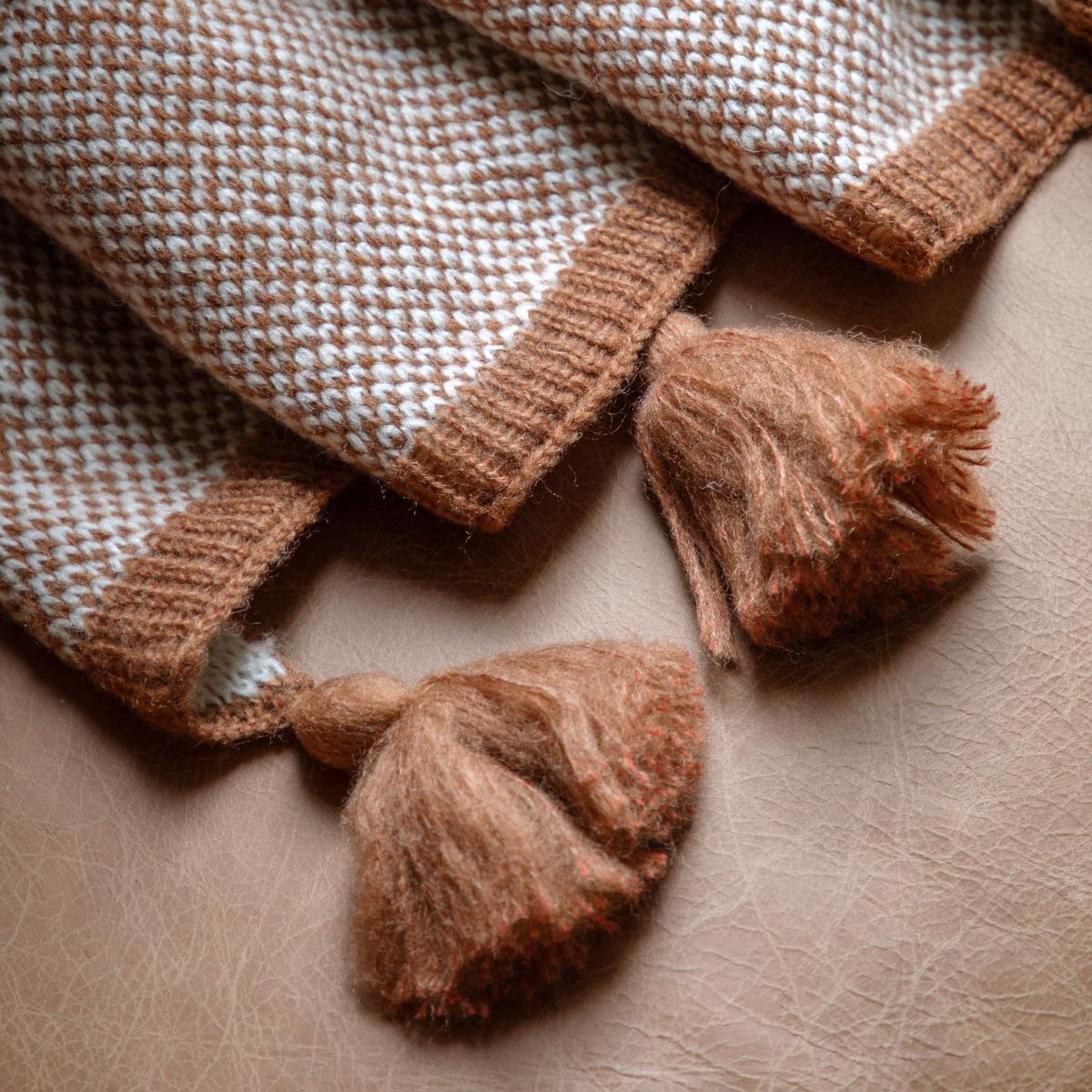 Knitted Border Tassel Throw - Rust – image 2