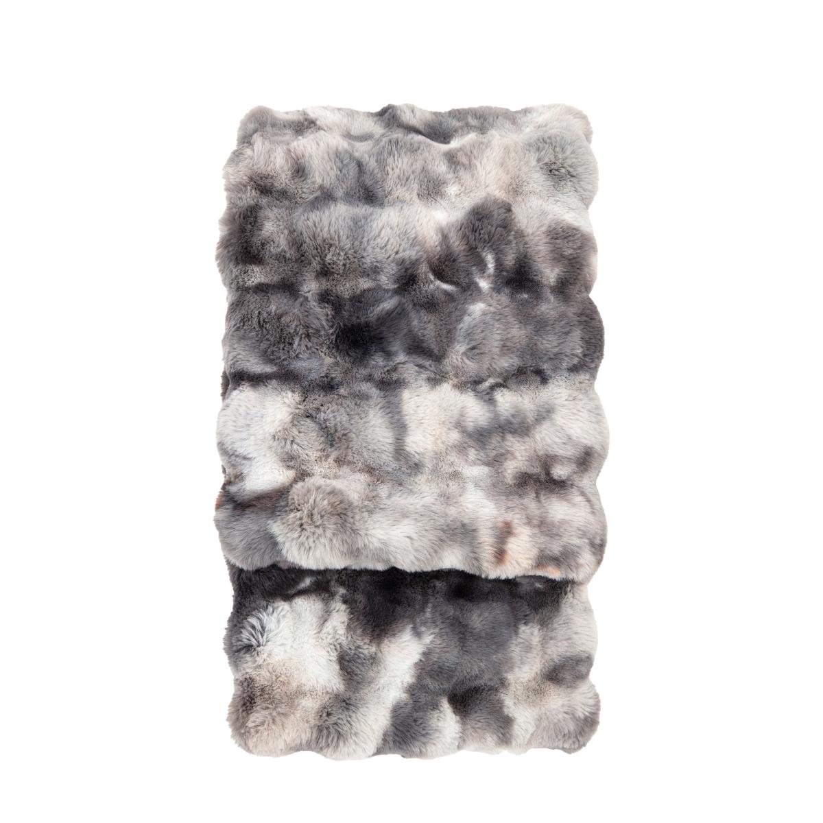 Marshmallow Rabbit Faux Fur Throw – image 3