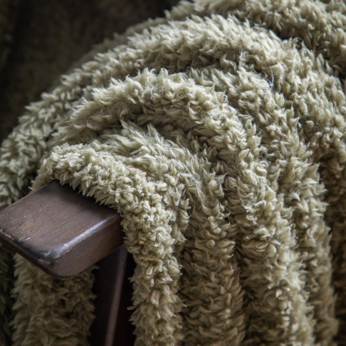 Teddy Fleece Throw - Olive – image 2
