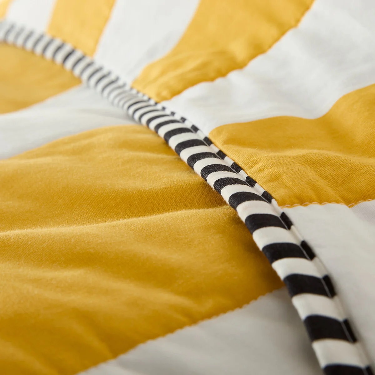 Hendaye Cotton Quilted Bedspread – image 4
