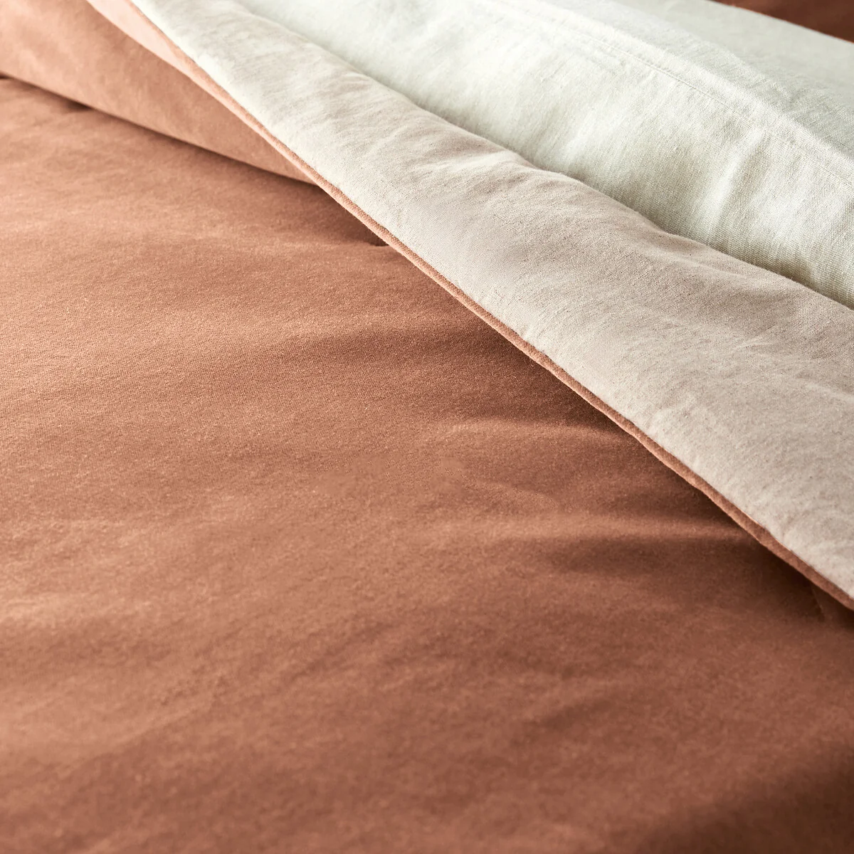Velvet Quilted Cotton Velvet Bedspread – image 3