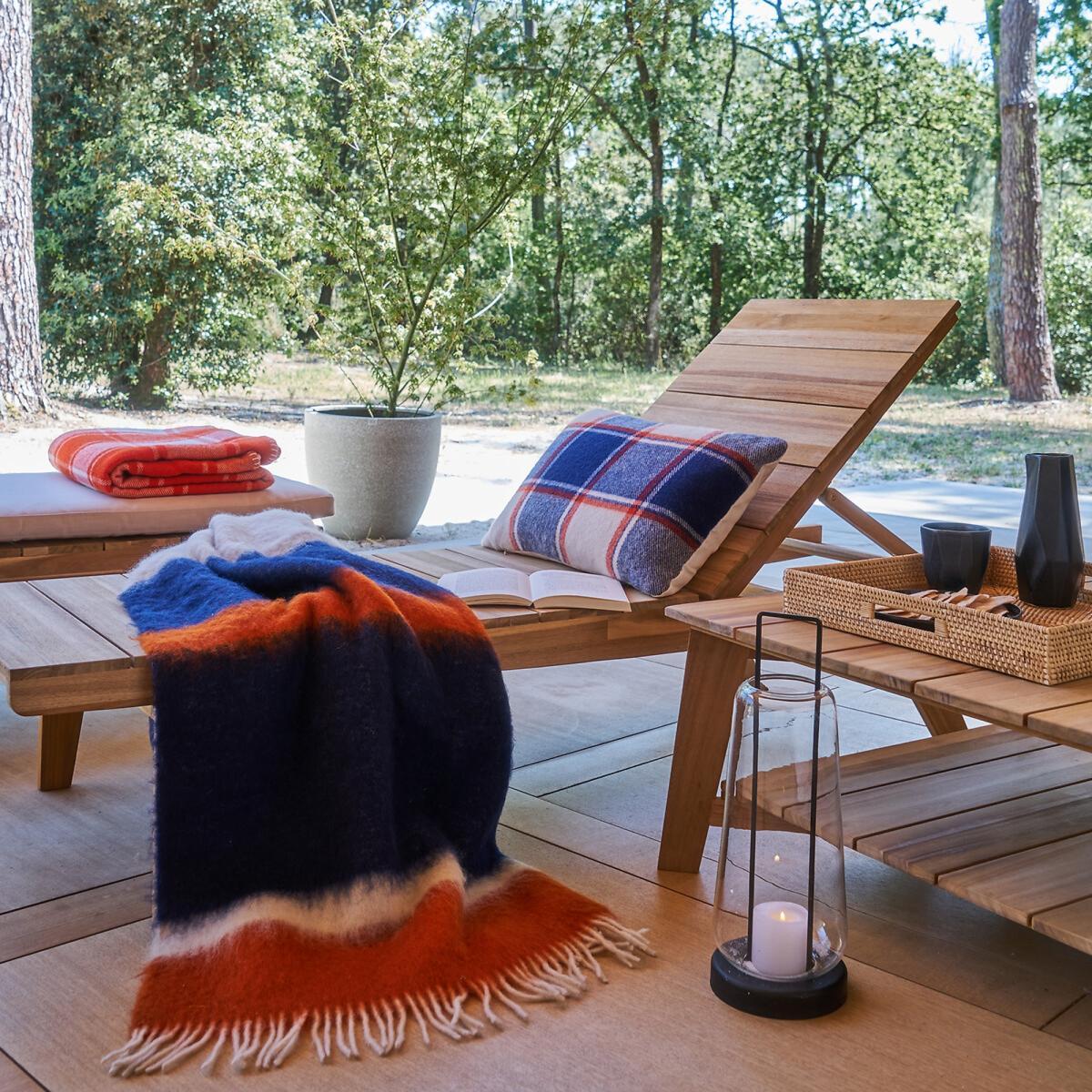 Tomando Throw in Wool Mix – image 4
