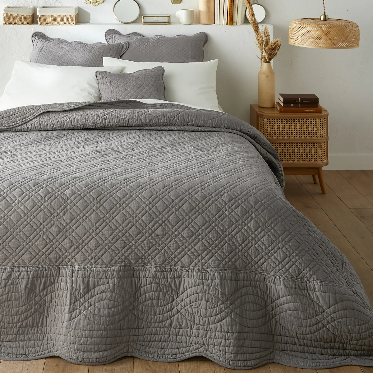 Scenario Cotton Quilted Throw