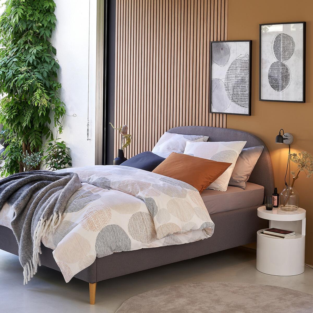 Lichen Warm Blanket with Chevron Pattern – image 4