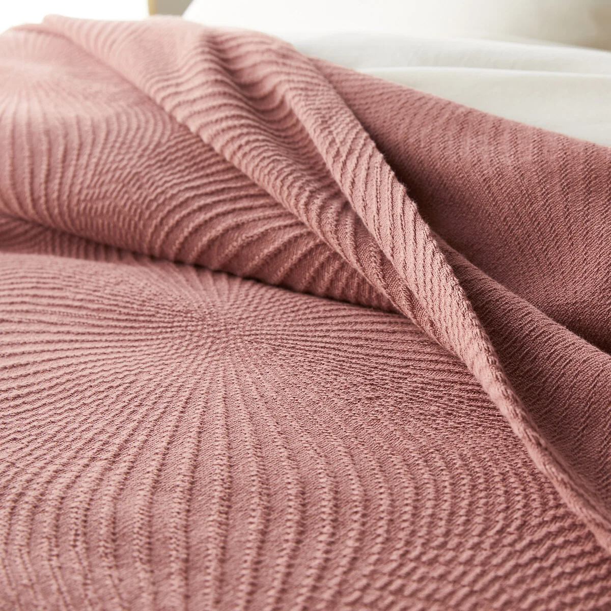 Pampa Textured 100% Cotton Bedspread – image 3
