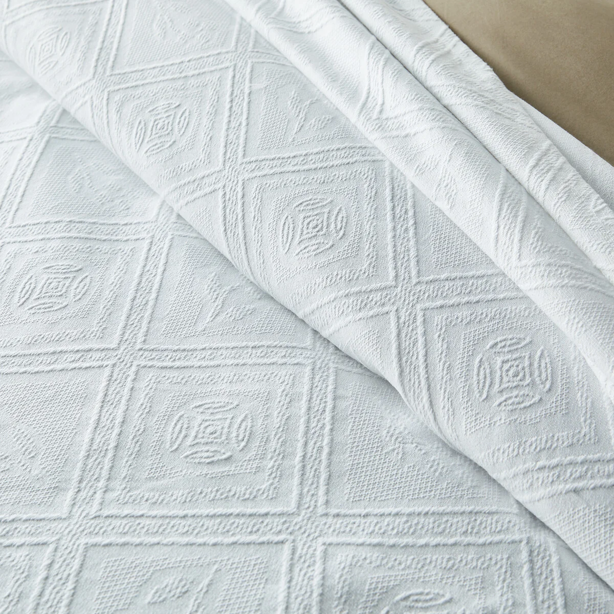 Indo 100% Cotton Jacquard Bedspread – image 3