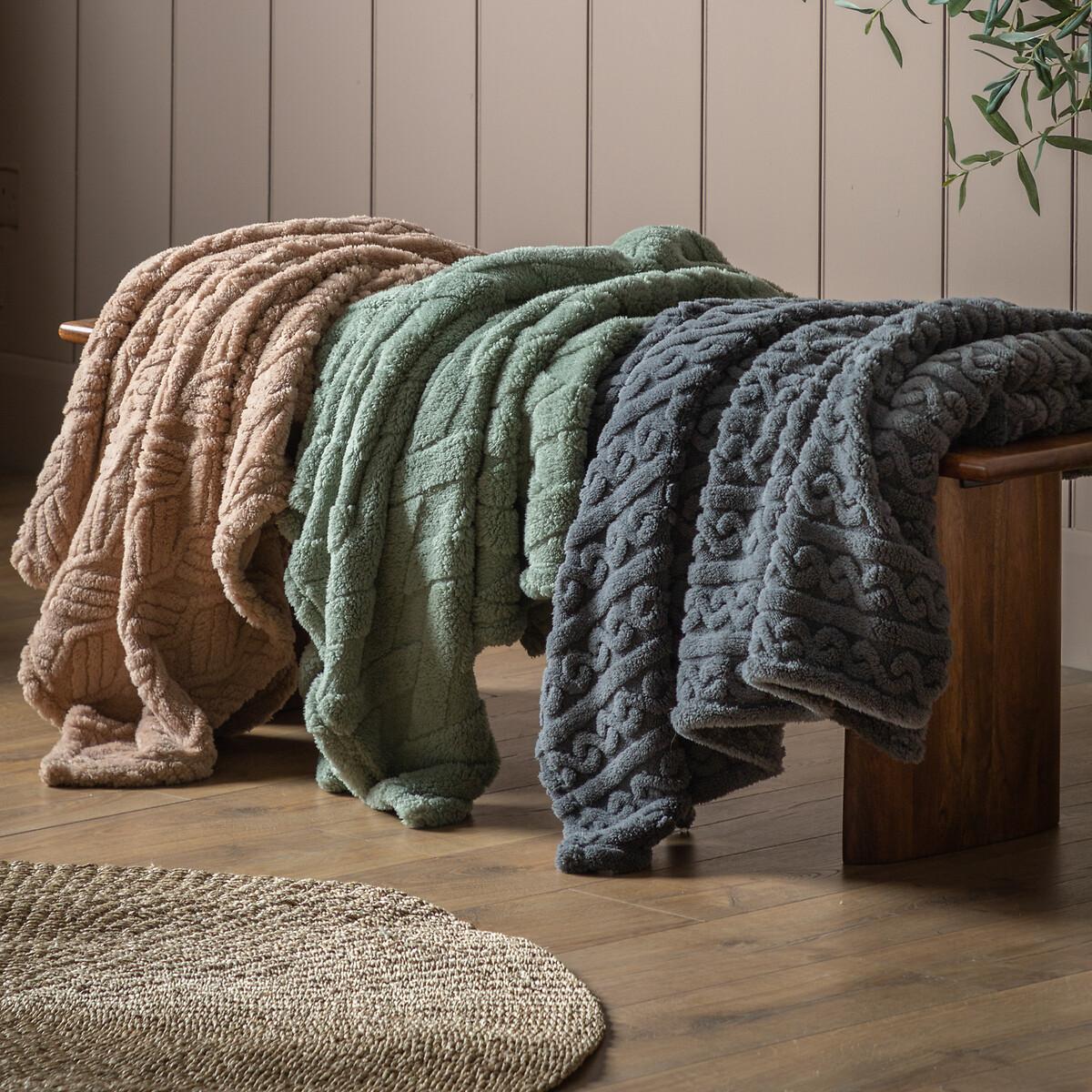 Textured Twist Knit Grey Throw – image 4