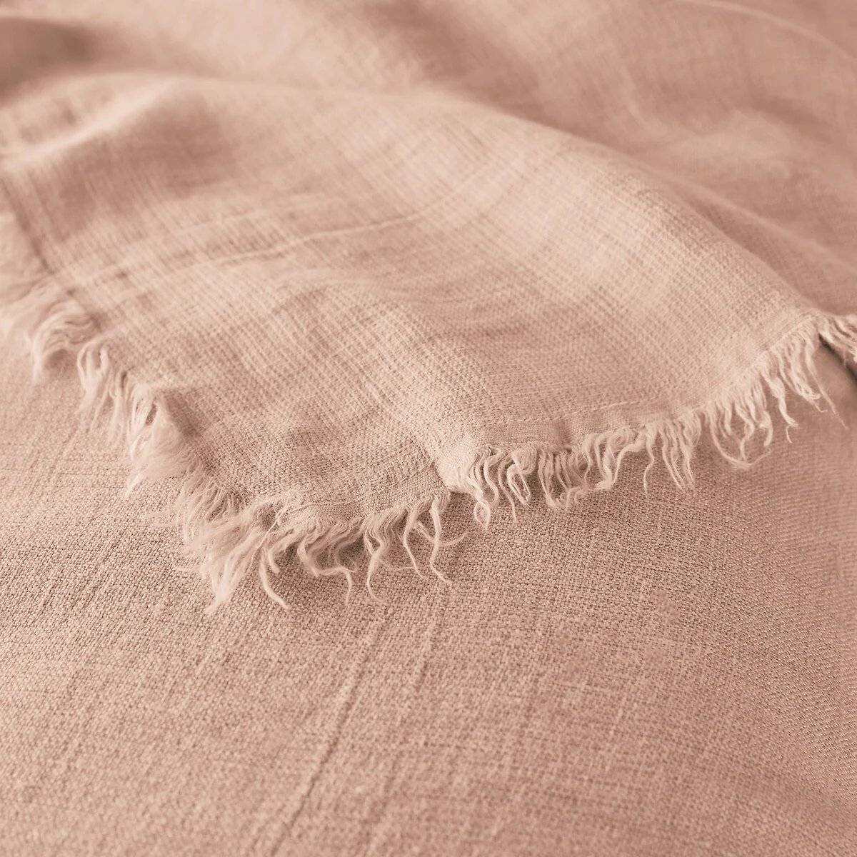 Linange Washed Linen Bedspread – image 2
