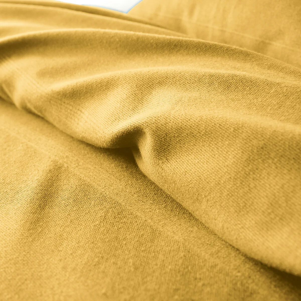 Nedo Fringed Bedspread – image 2