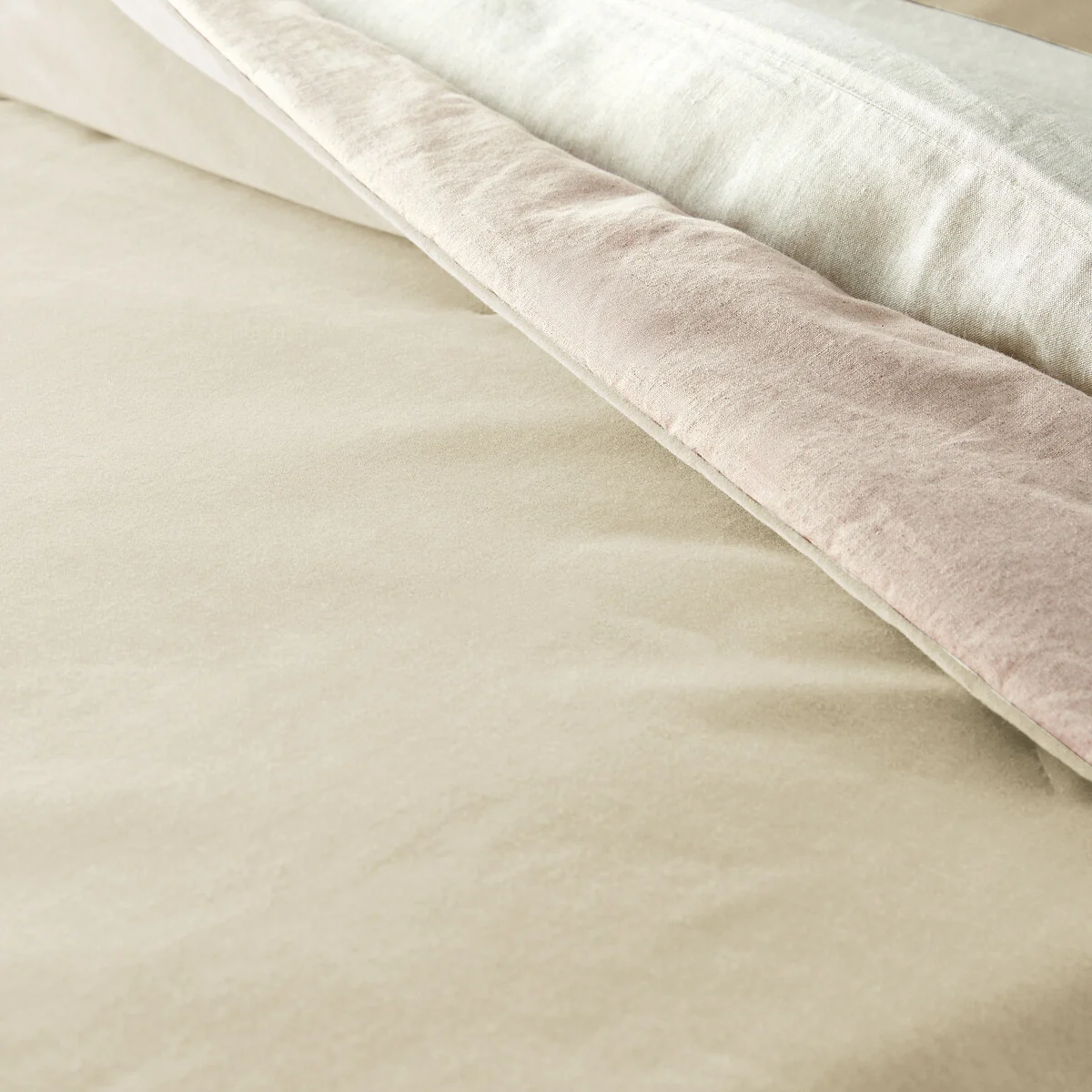 Velvet Quilted Cotton Velvet Bedspread – image 2