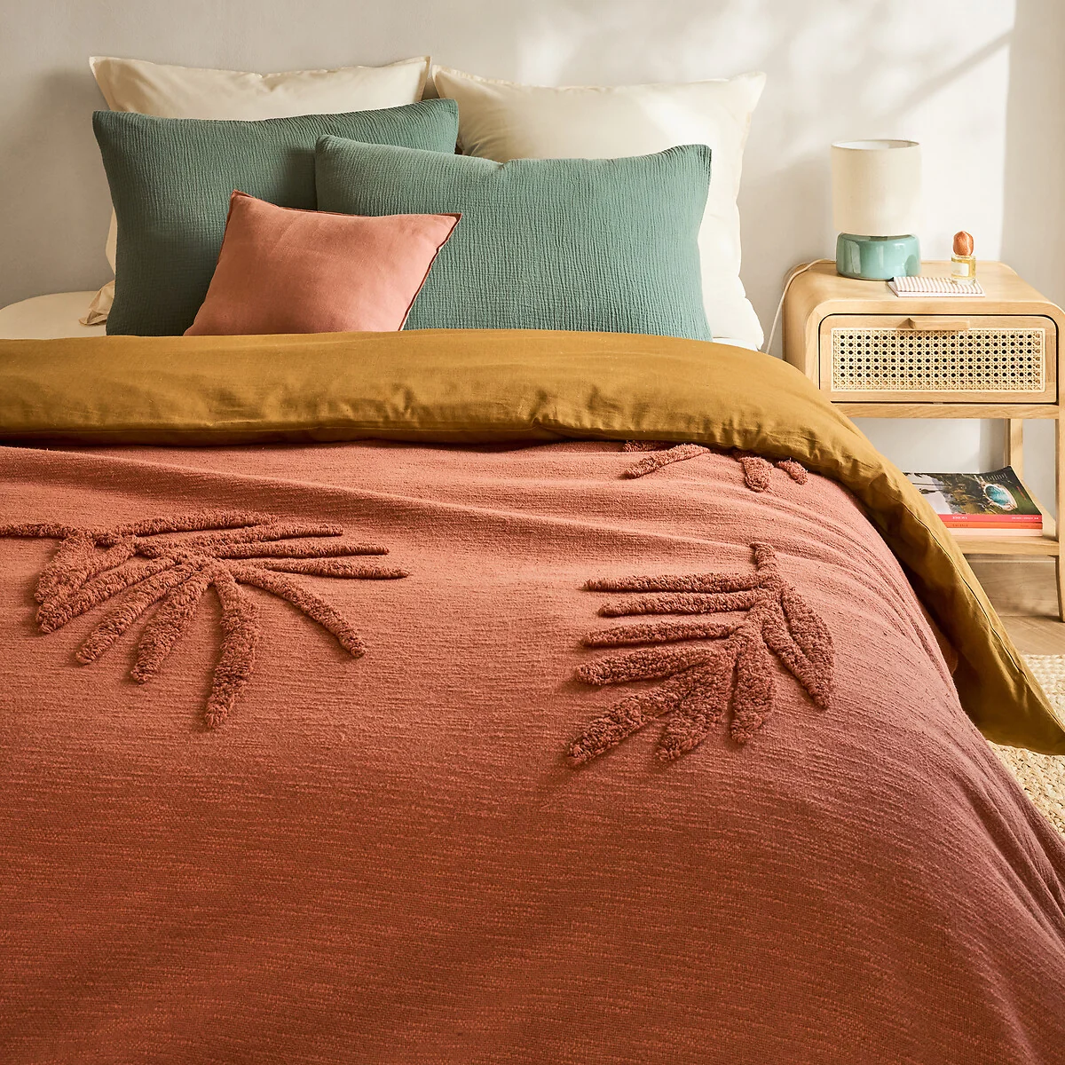 Jobe Tufted Cotton Bedspread – image 2