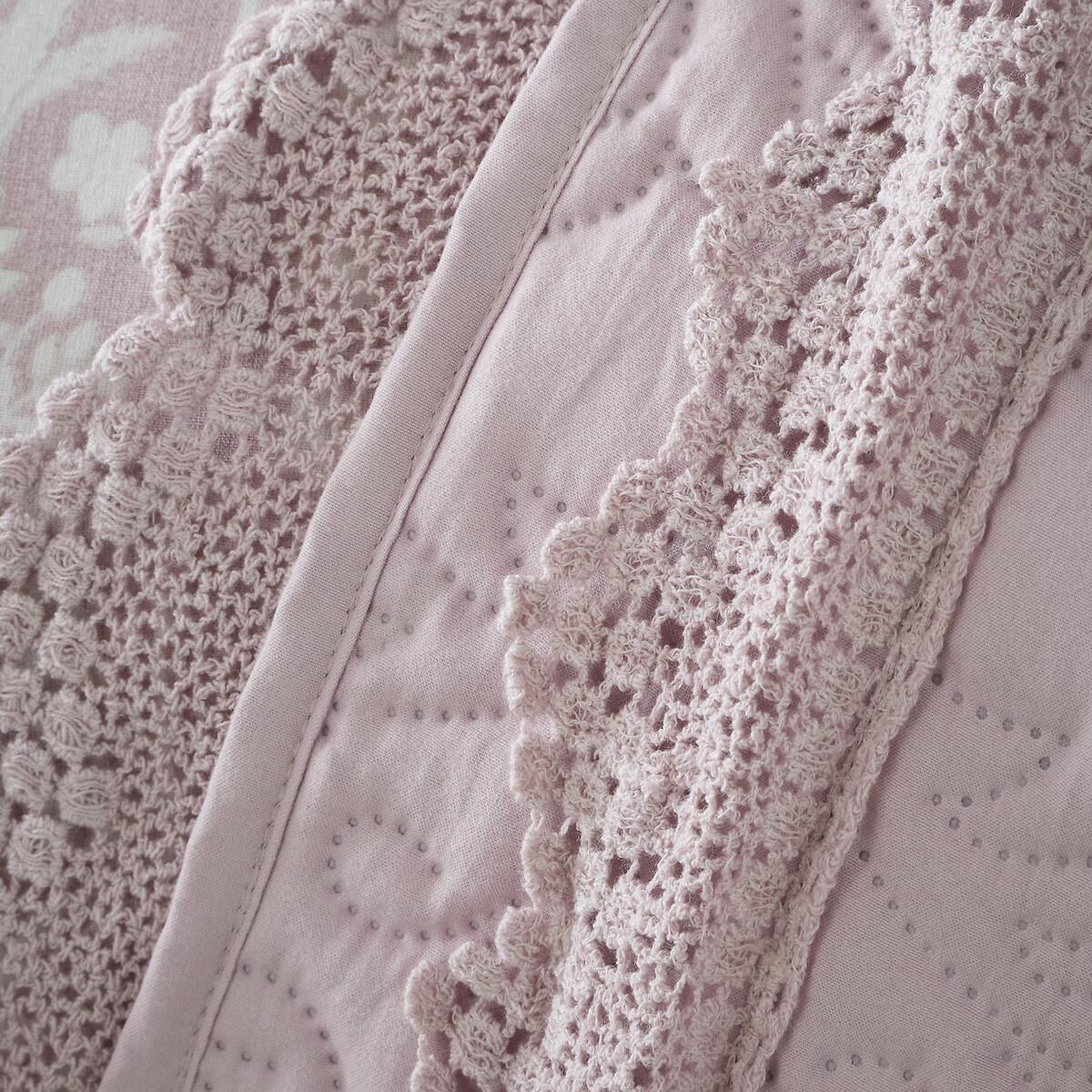 Silhouette Lace Bedspread – image 3