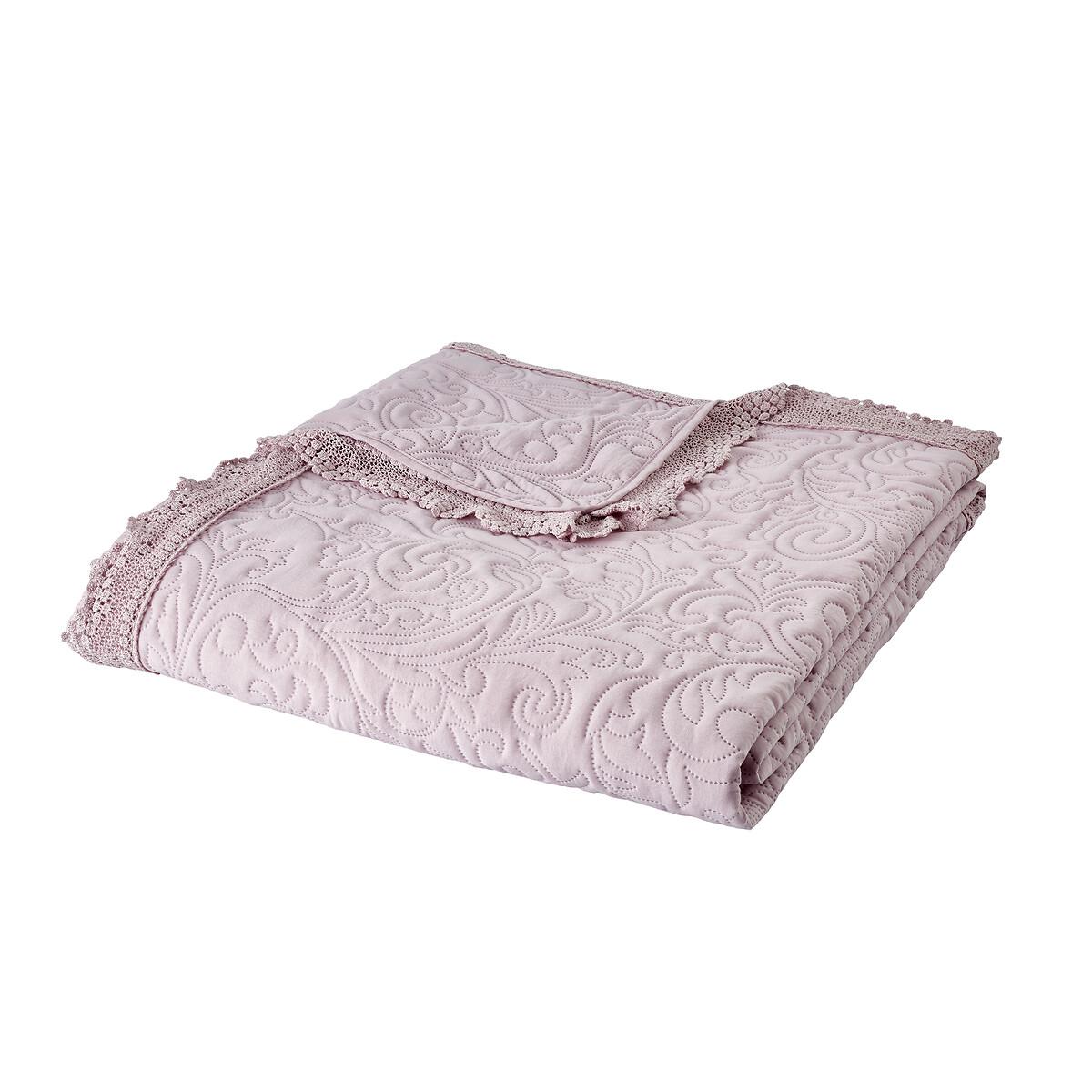 Silhouette Lace Bedspread – image 5
