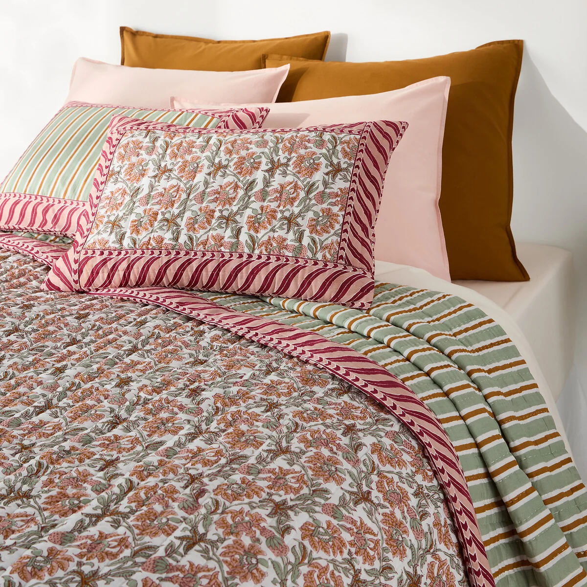 Hyacinthe Quilted Bedspread – image 4