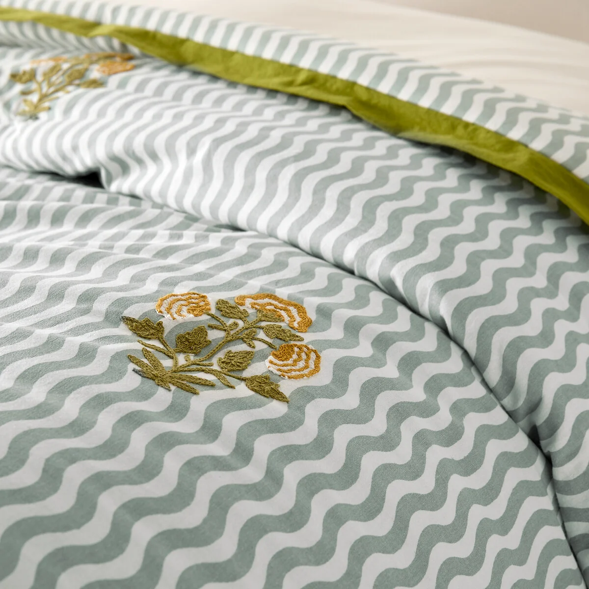 Jani Striped/Floral Embroidery Cotton Quilted Bedspread – image 4