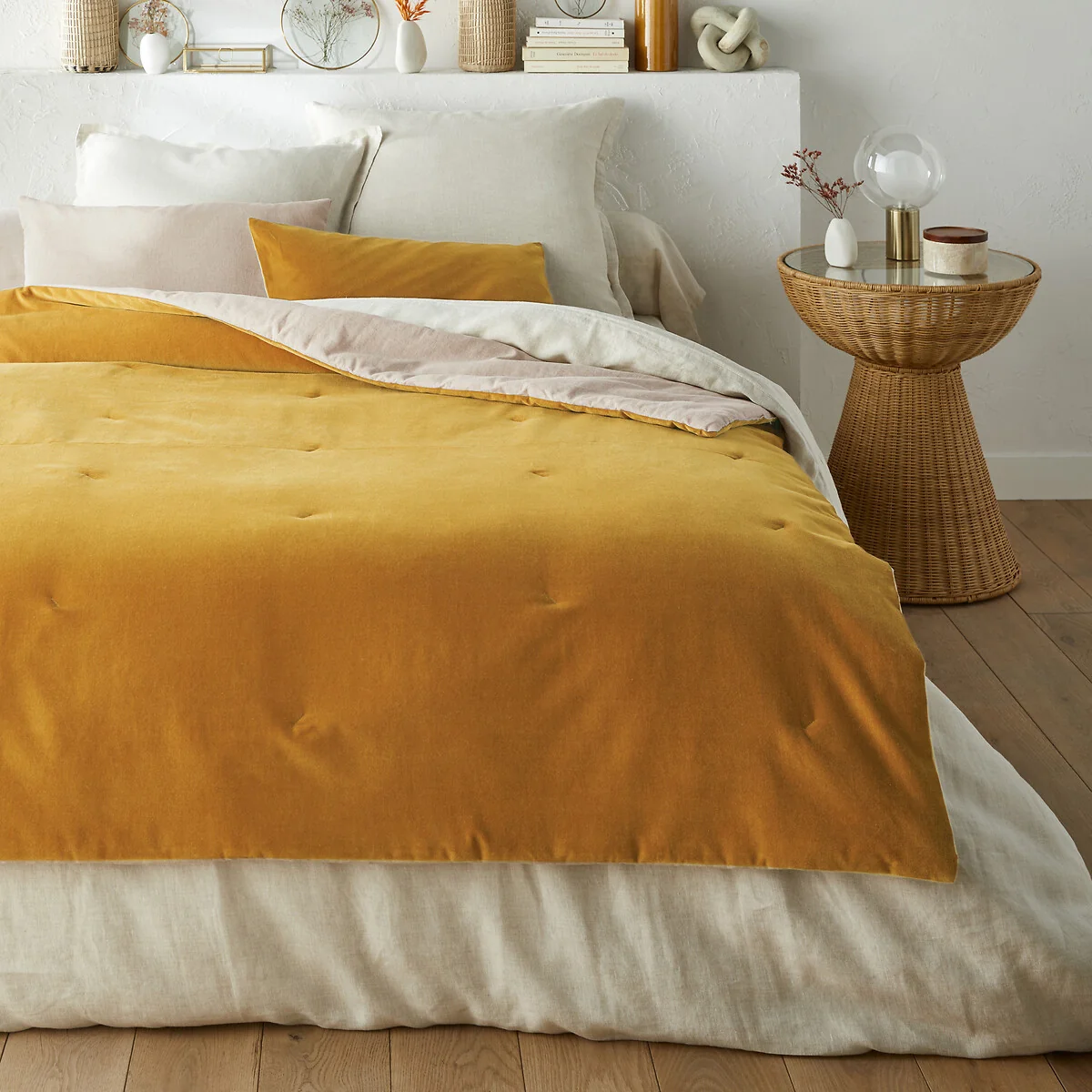 Velvet Cotton Bedspread – image 2