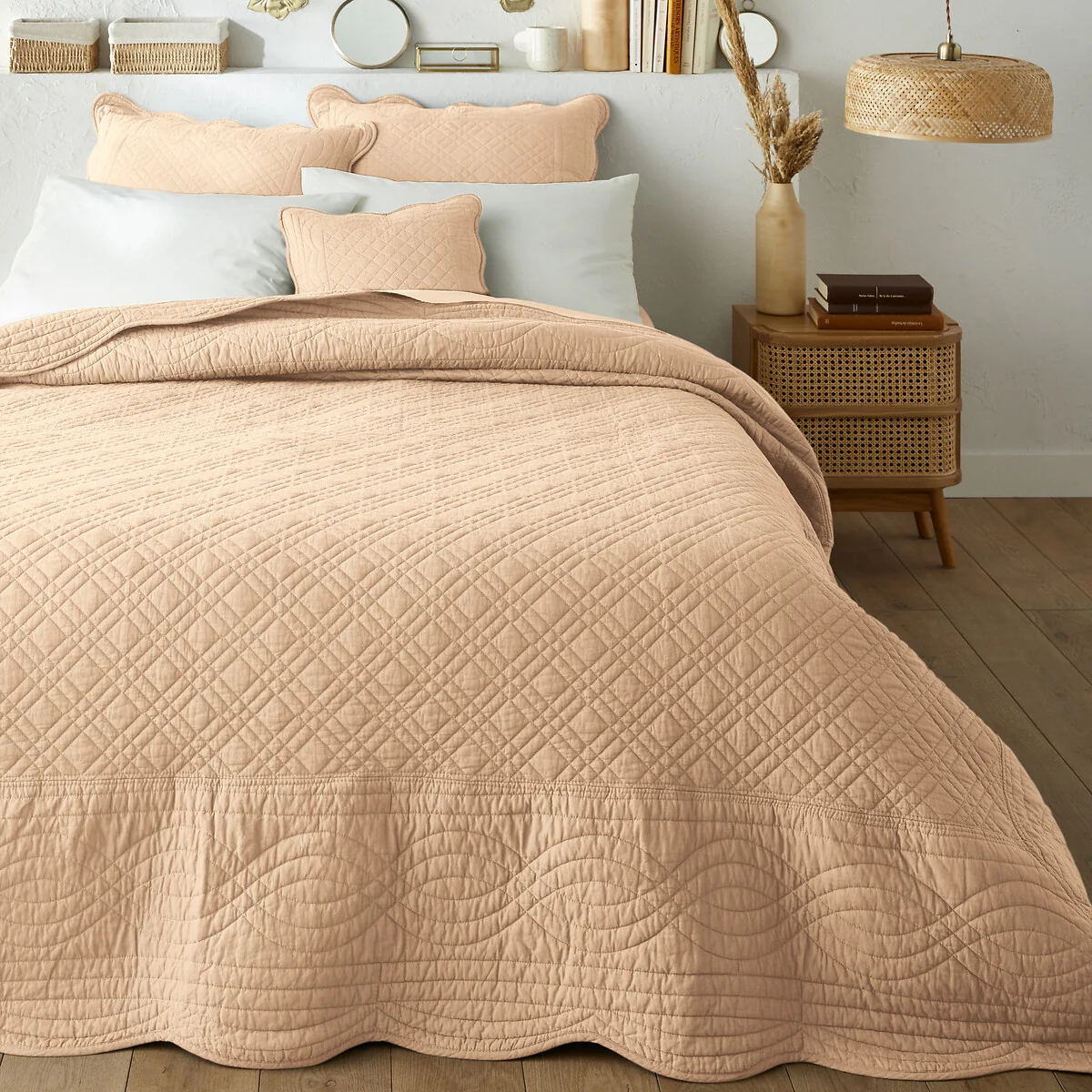 Scenario Cotton Quilted Throw