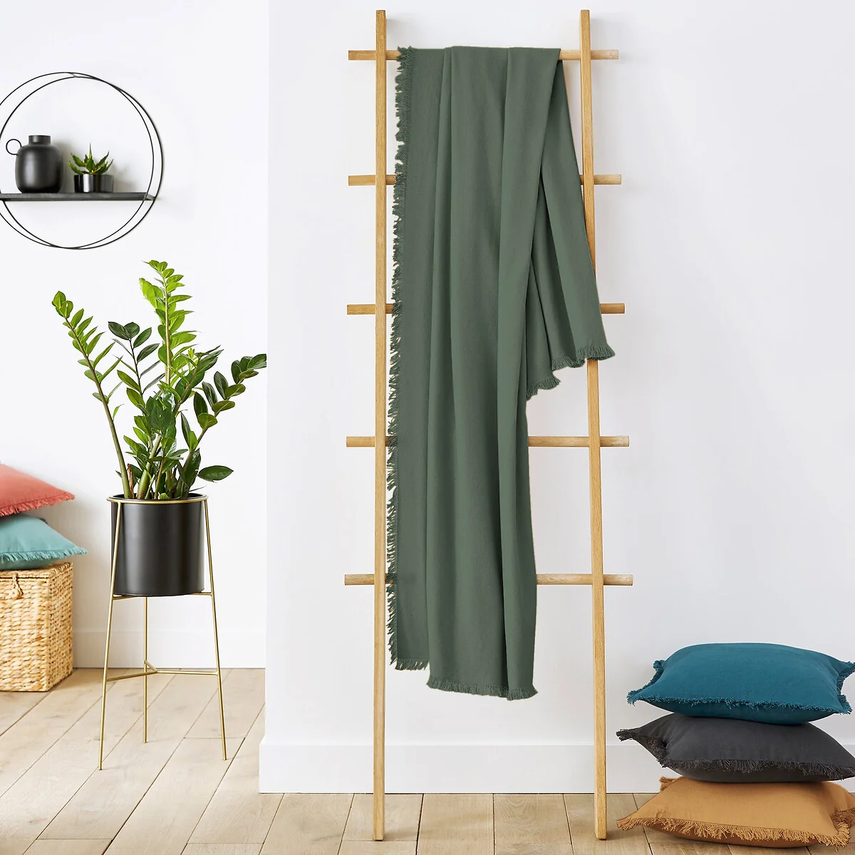 Panama Throw – image 1