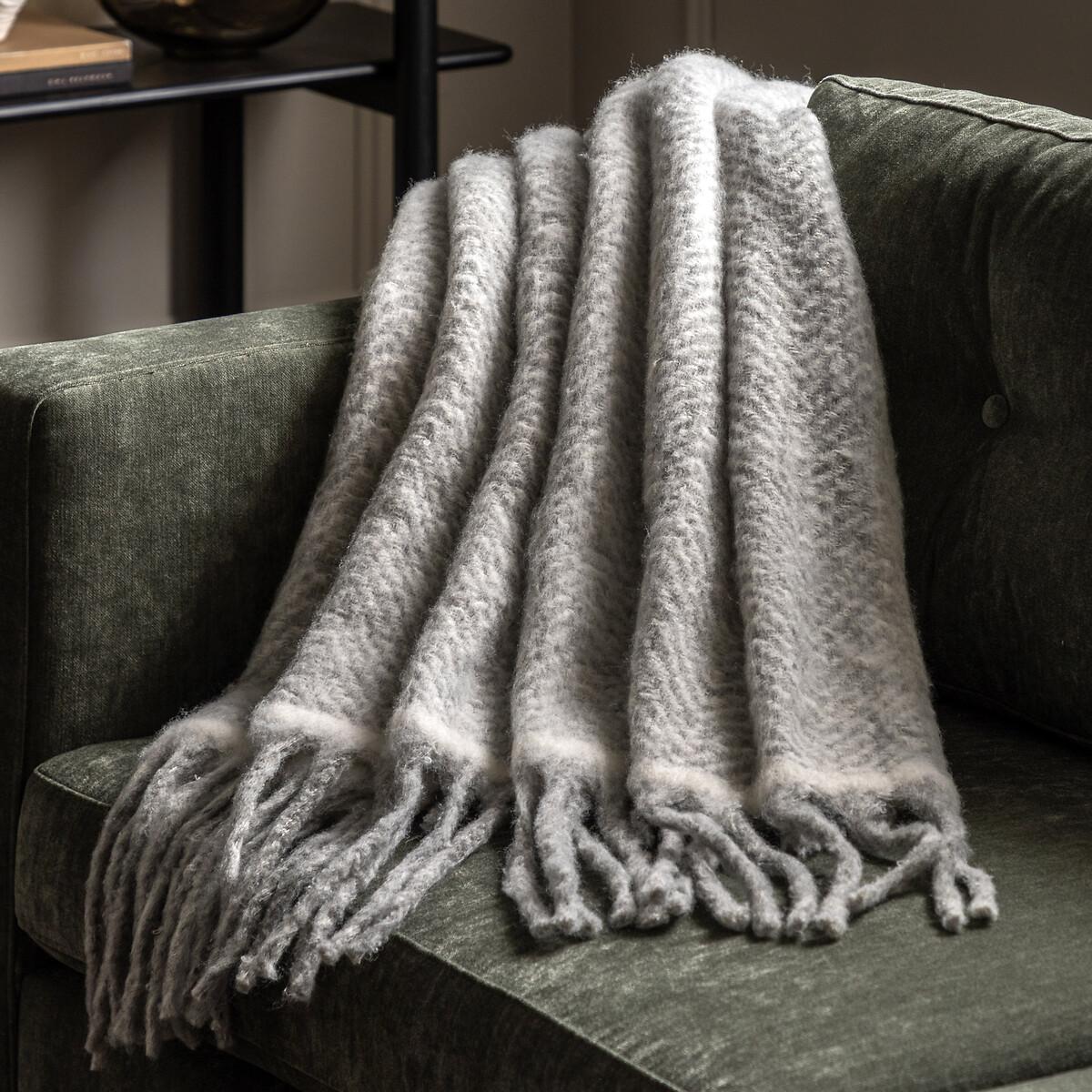Fringe Cosy Throw – image 2