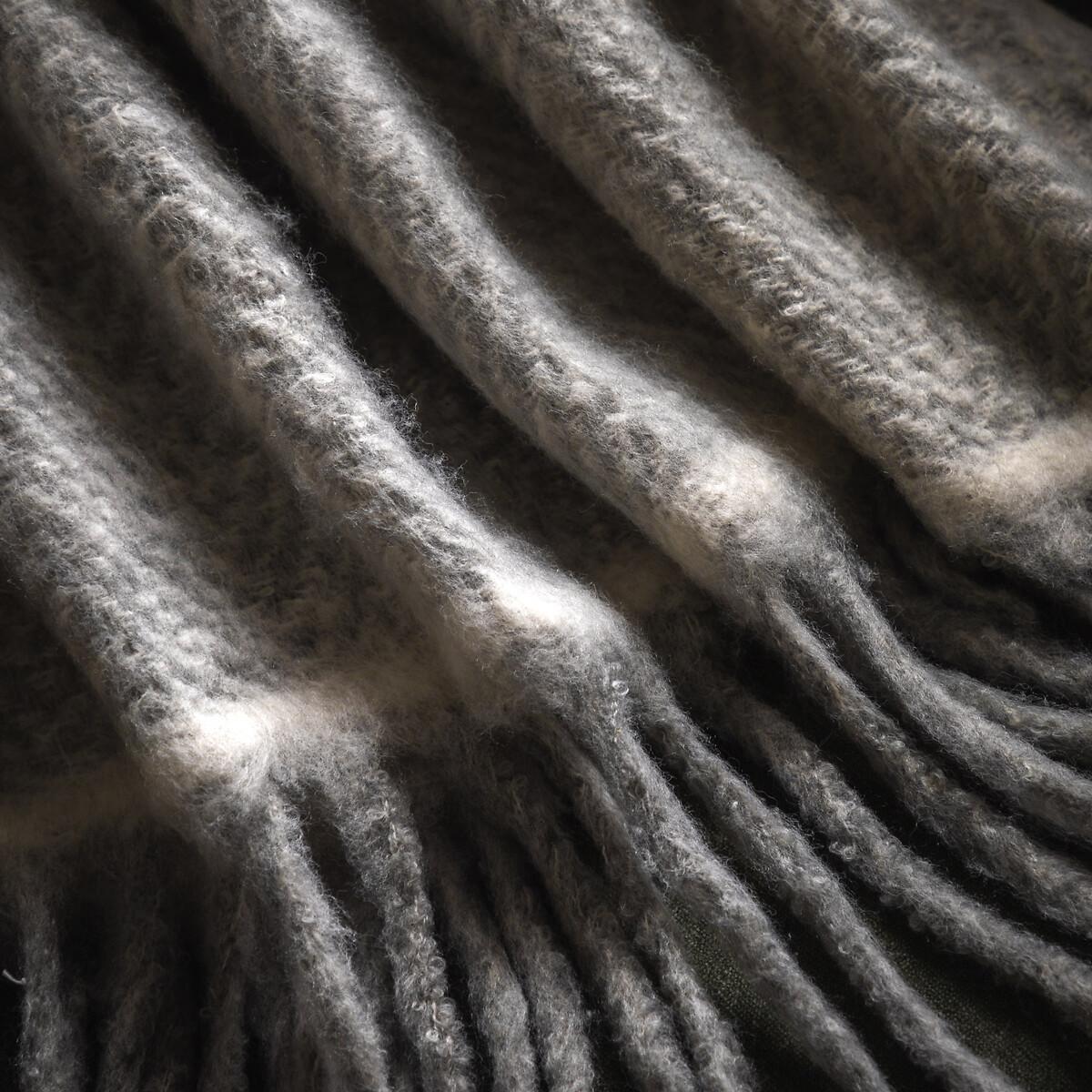 Fringe Cosy Throw – image 3
