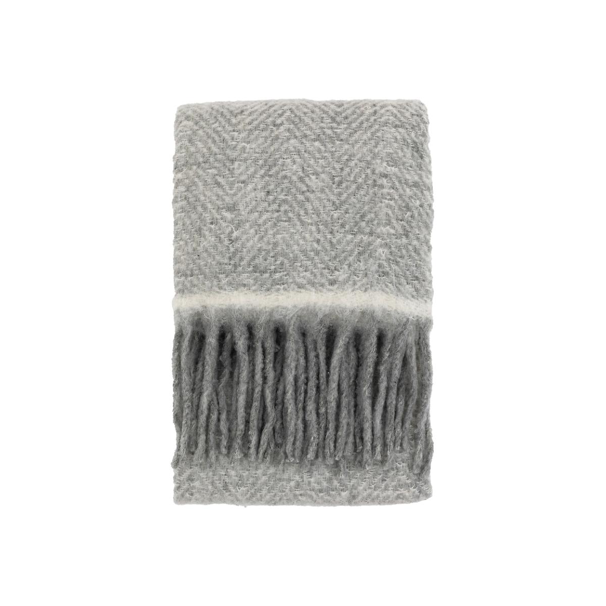 Fringe Cosy Throw – image 1