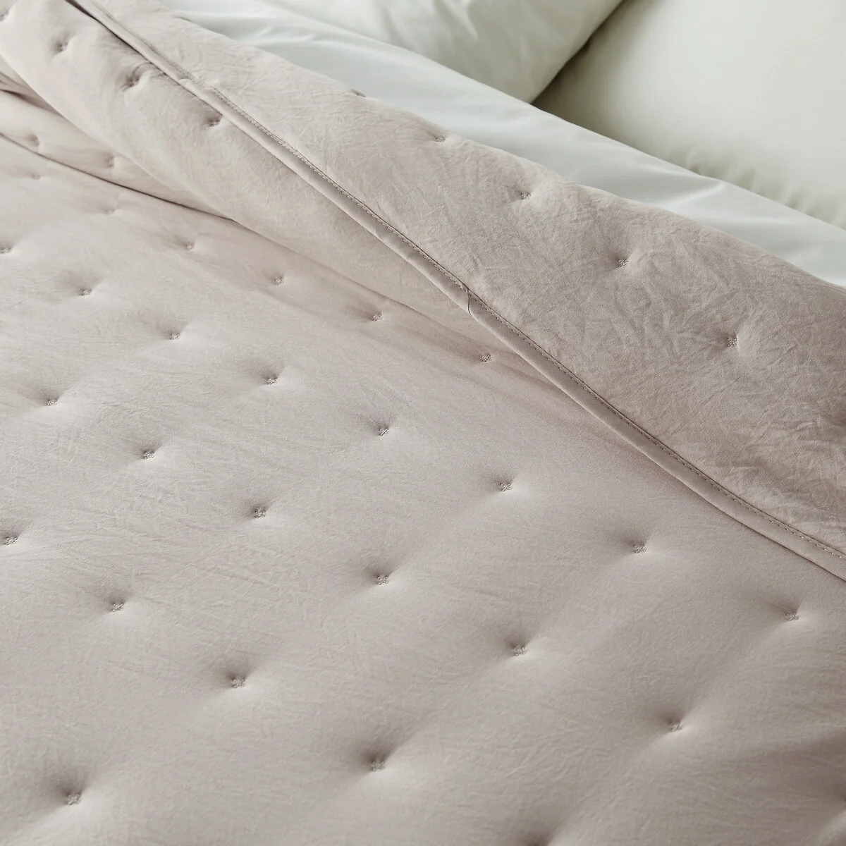 Loja Quilted Bedspread – image 3