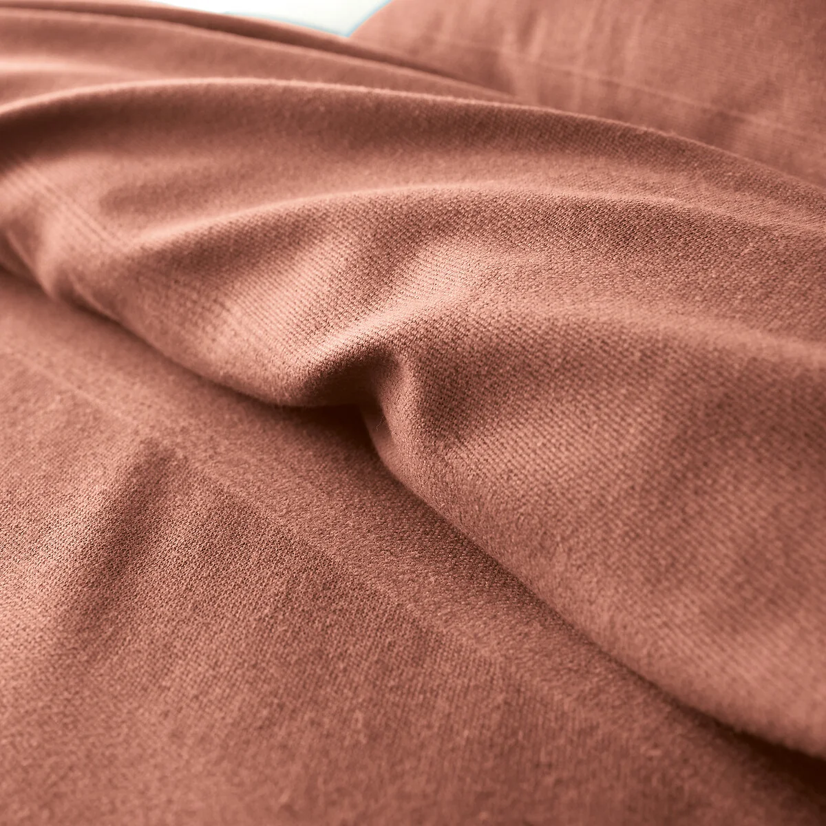Nedo Fringed Bedspread – image 2