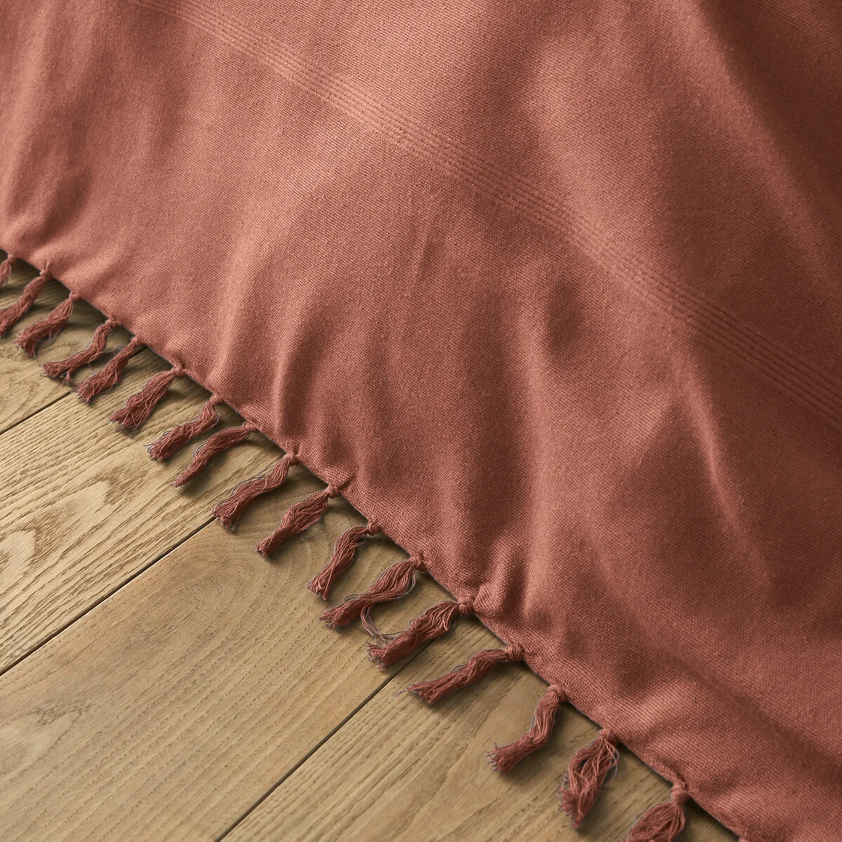 Nedo Fringed Bedspread – image 3