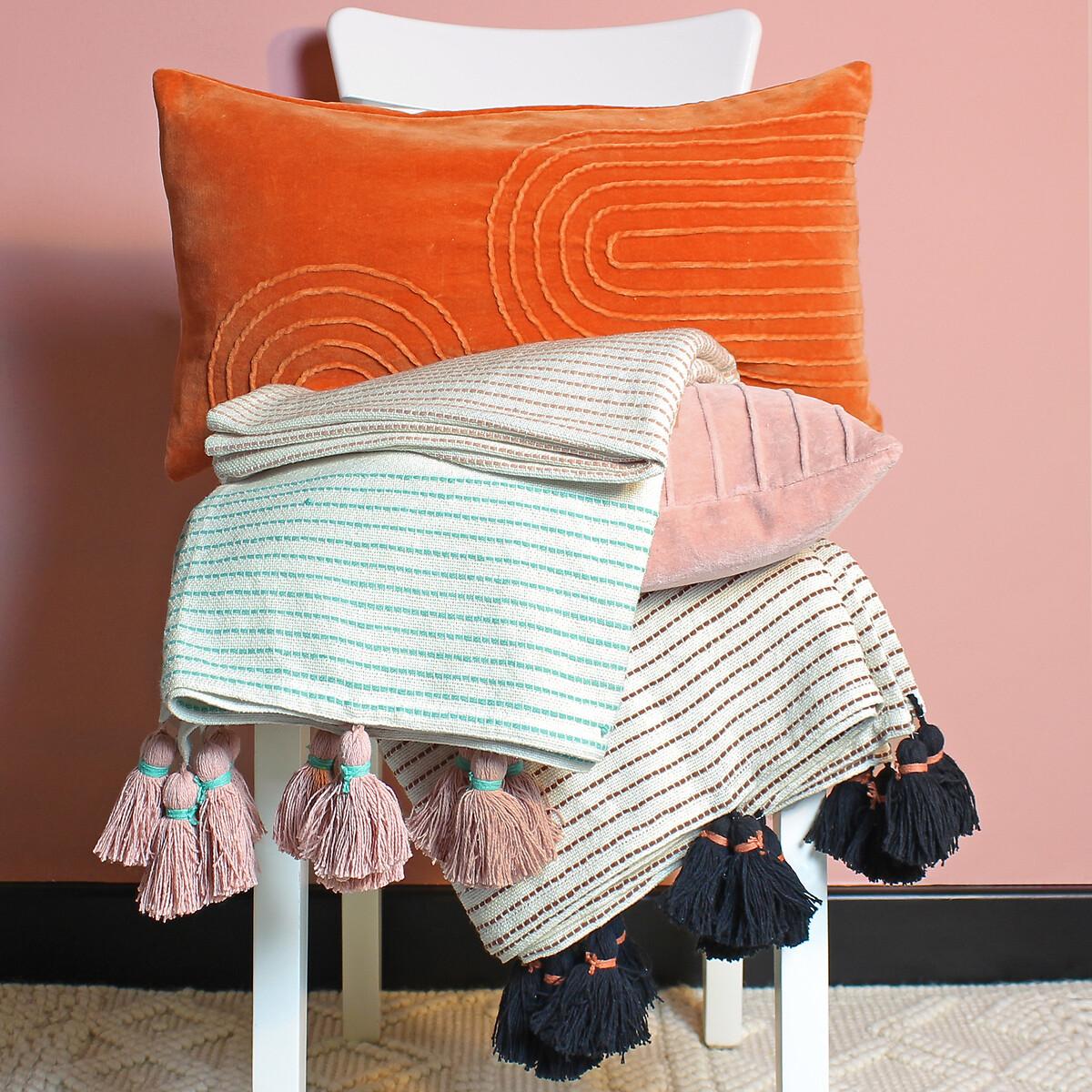 Banda Tassle Embridered Cotton Throw – image 3