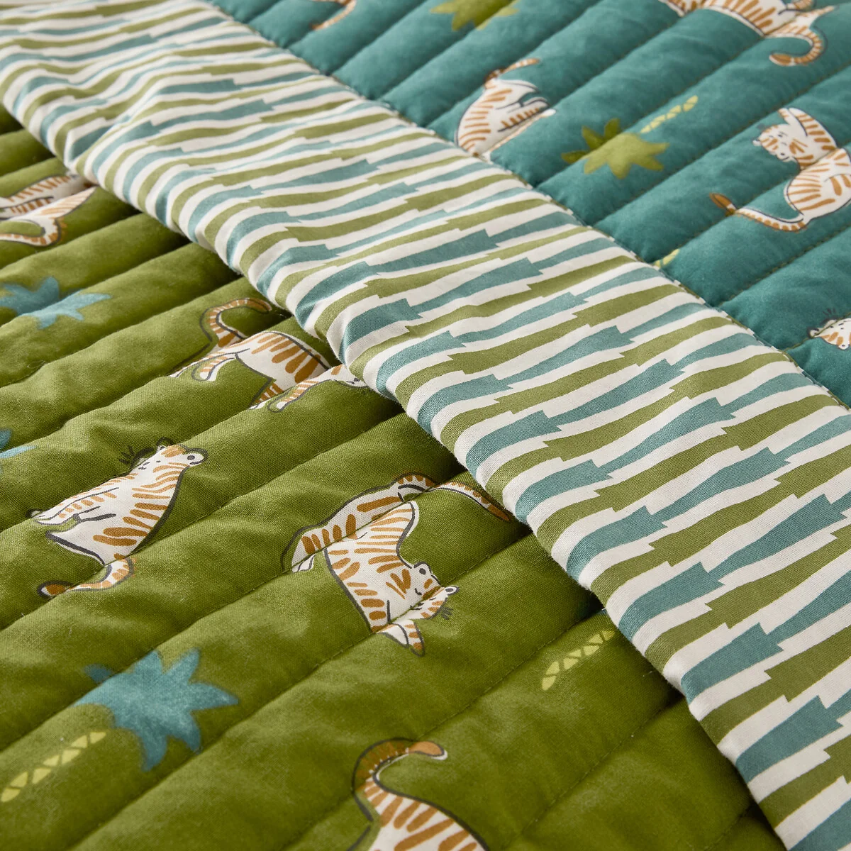 Anoki Tiger Print Washed Cotton Quilted Bedspread – image 3
