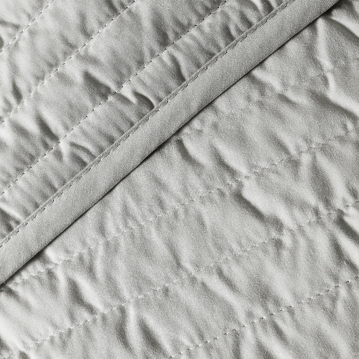 Quilted Lines Bedspread – image 2