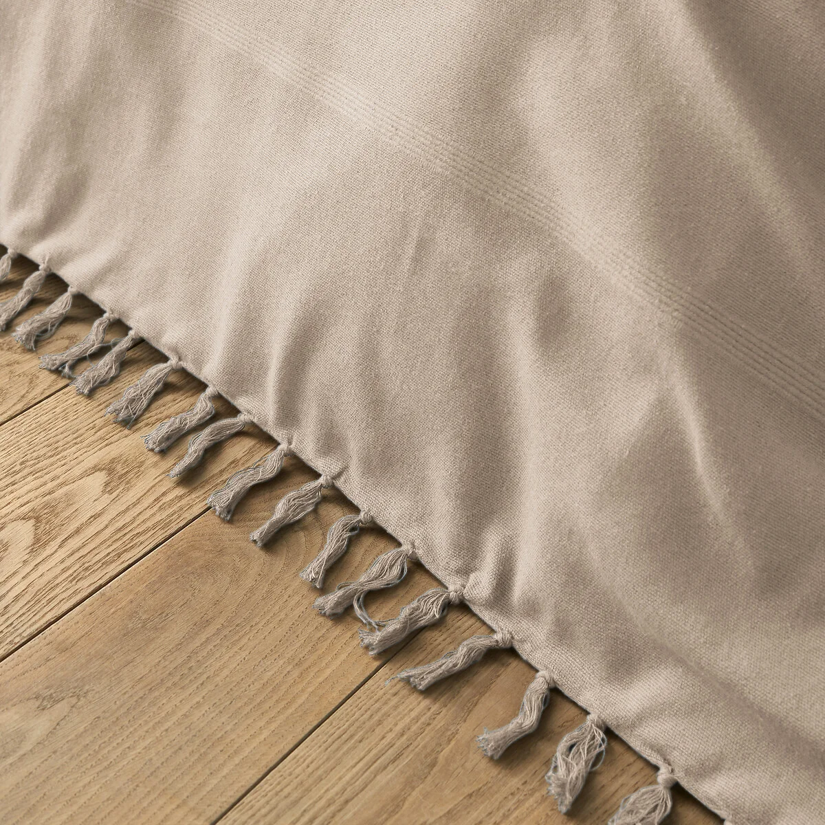Nedo Fringed Cotton Bedspread – image 4