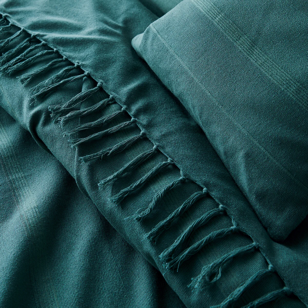 Nedo Fringed Bedspread – image 3