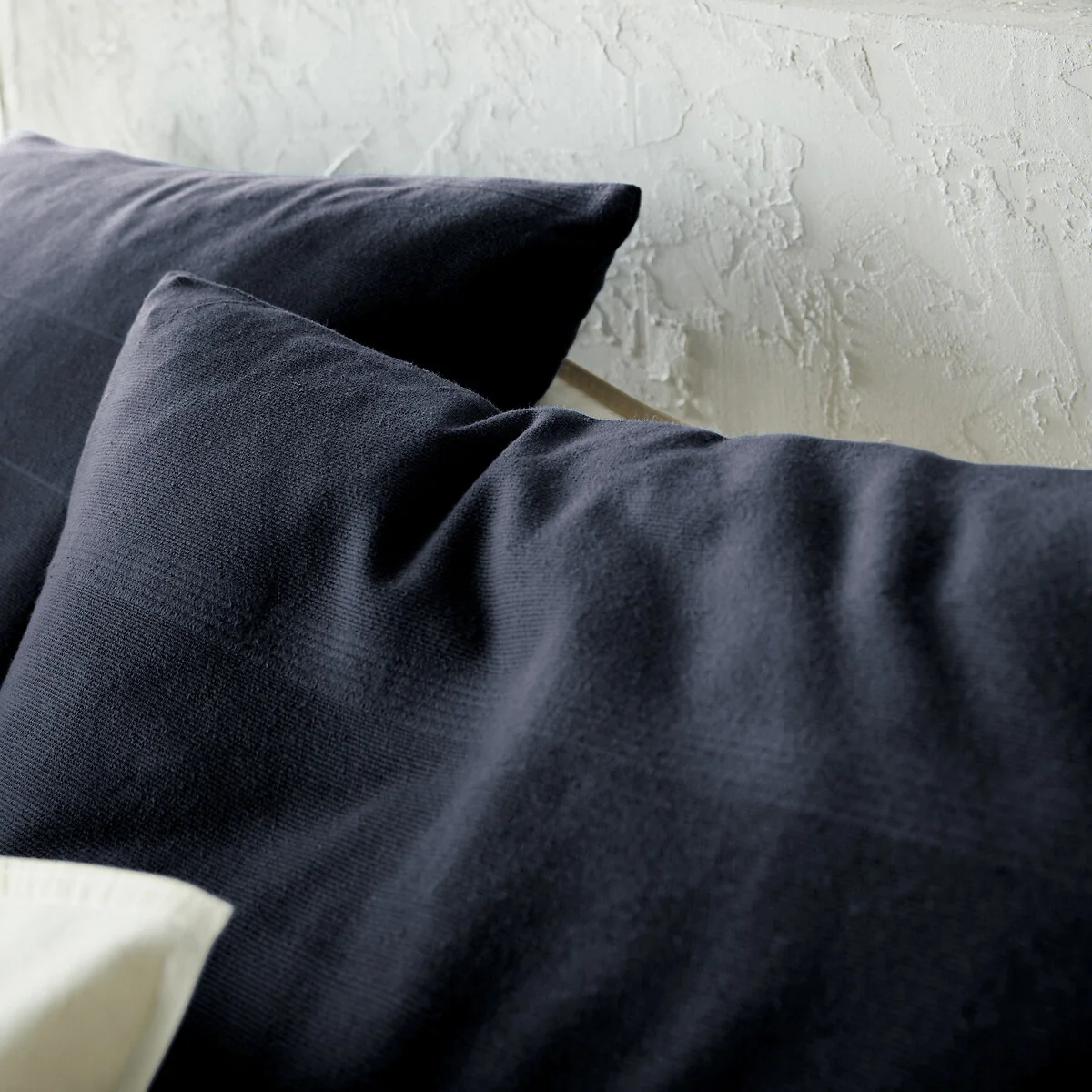 Nedo Fringed Cotton Bedspread – image 2