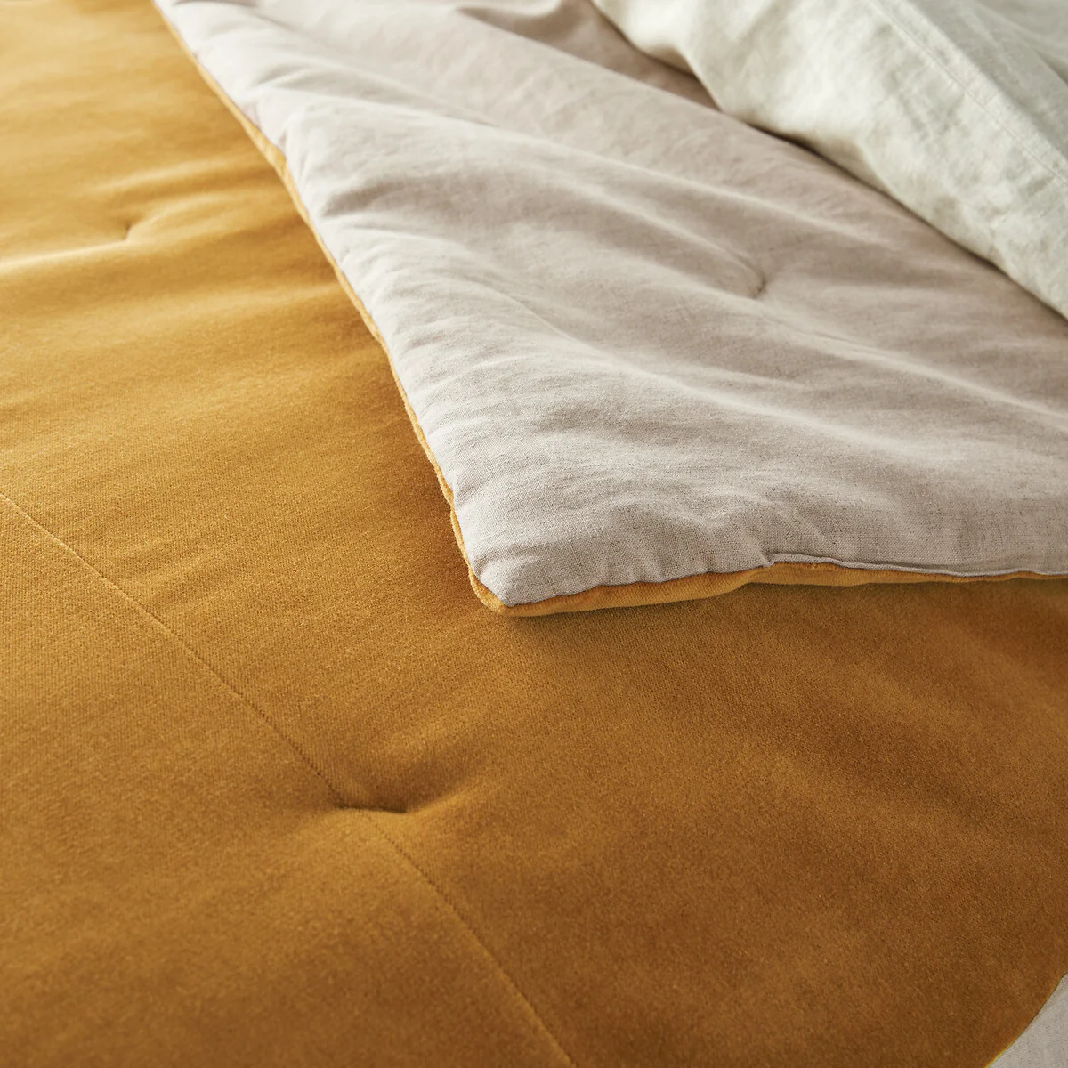 Velvet Cotton Bedspread – image 4