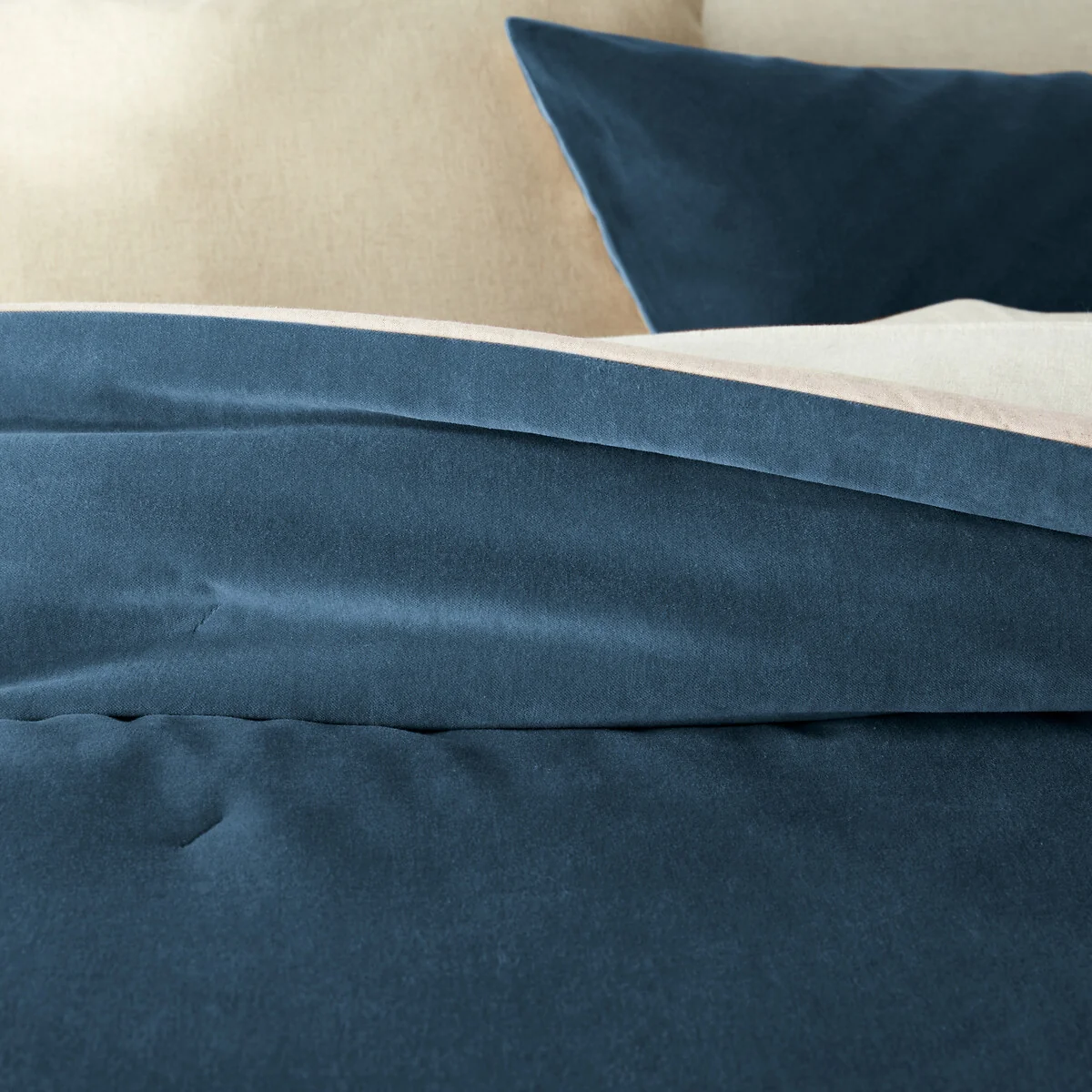Velvet Quilted Cotton Velvet Bedspread – image 3